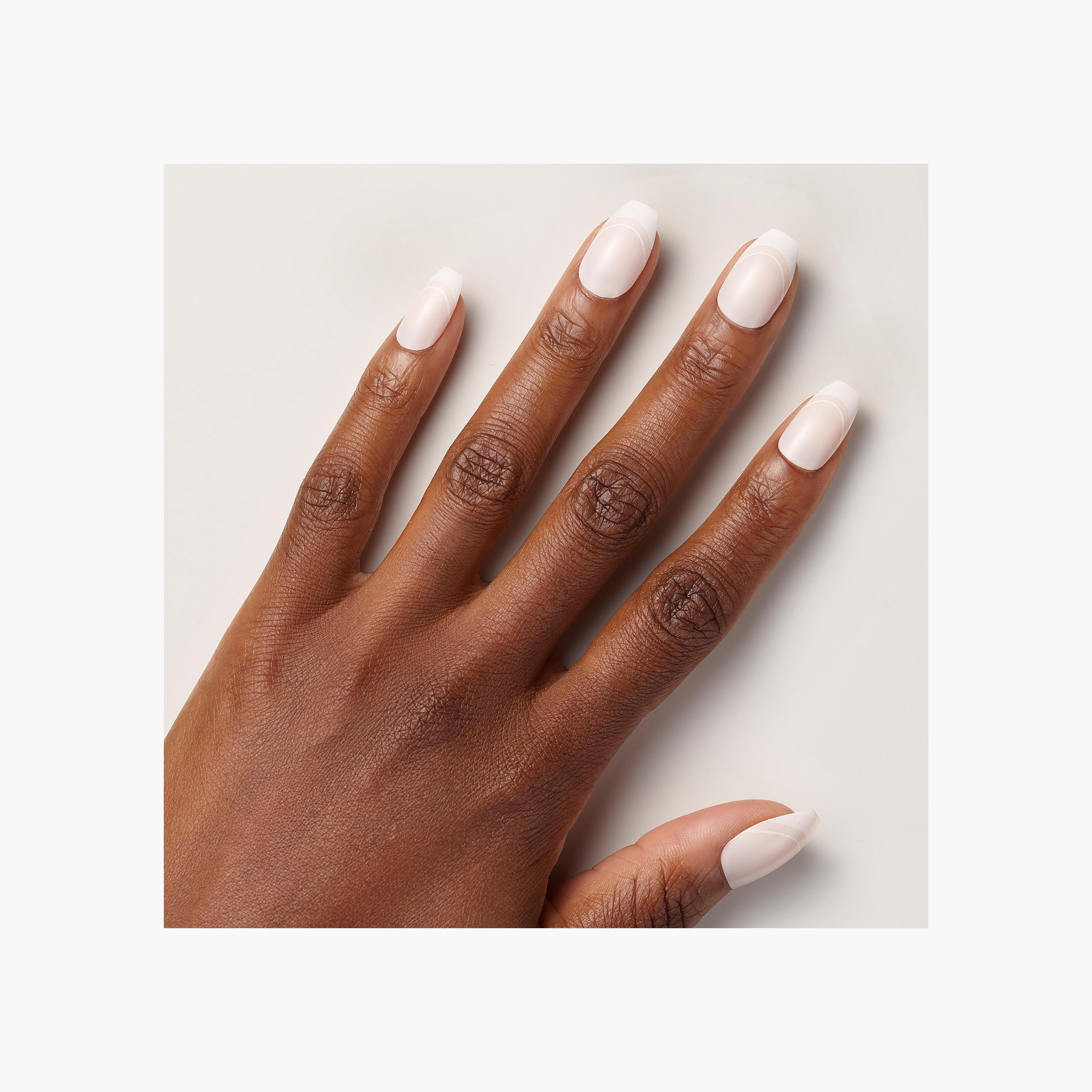 أظافر سالي هانسن الفرنسية اللاصقة - 27 غرام-beautyandpersonalcare-makeup-nails-artificialnails-image-2