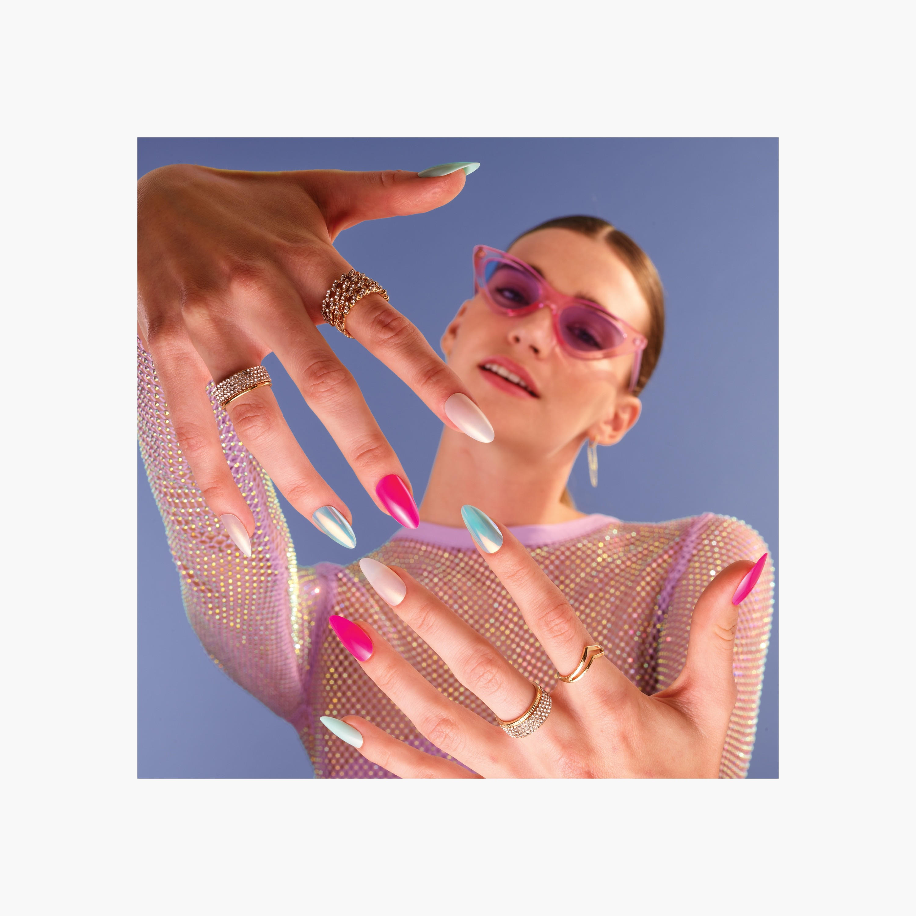 أظافر صناعية قصيرة لاصقة من سالي هانسن - 27 غرام-beautyandpersonalcare-makeup-nails-artificialnails-image-3