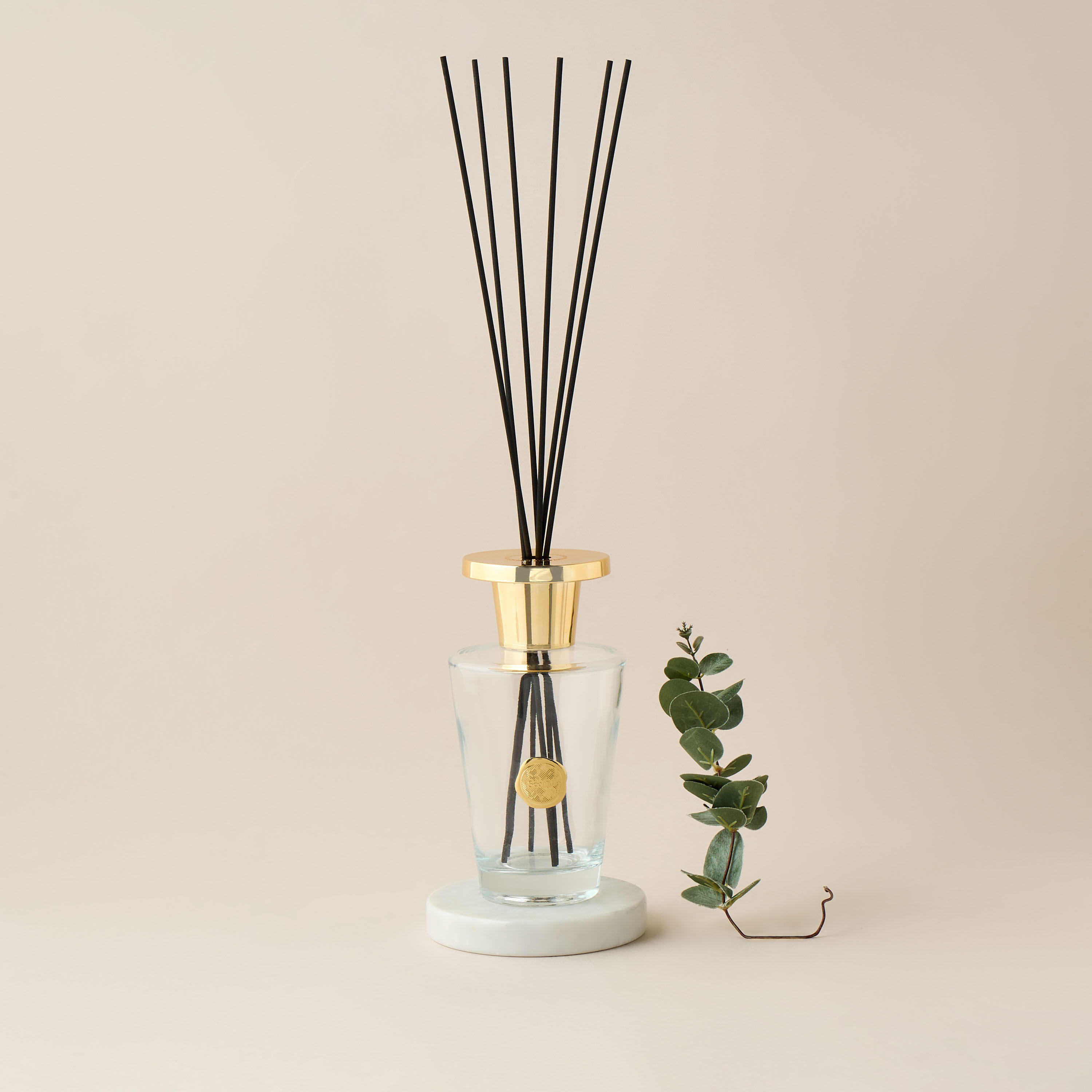 Scent.d London Caramel Dream Scented Reed Diffuser Set - 1 L-household-homefragrance-reeddiffusers-image-1