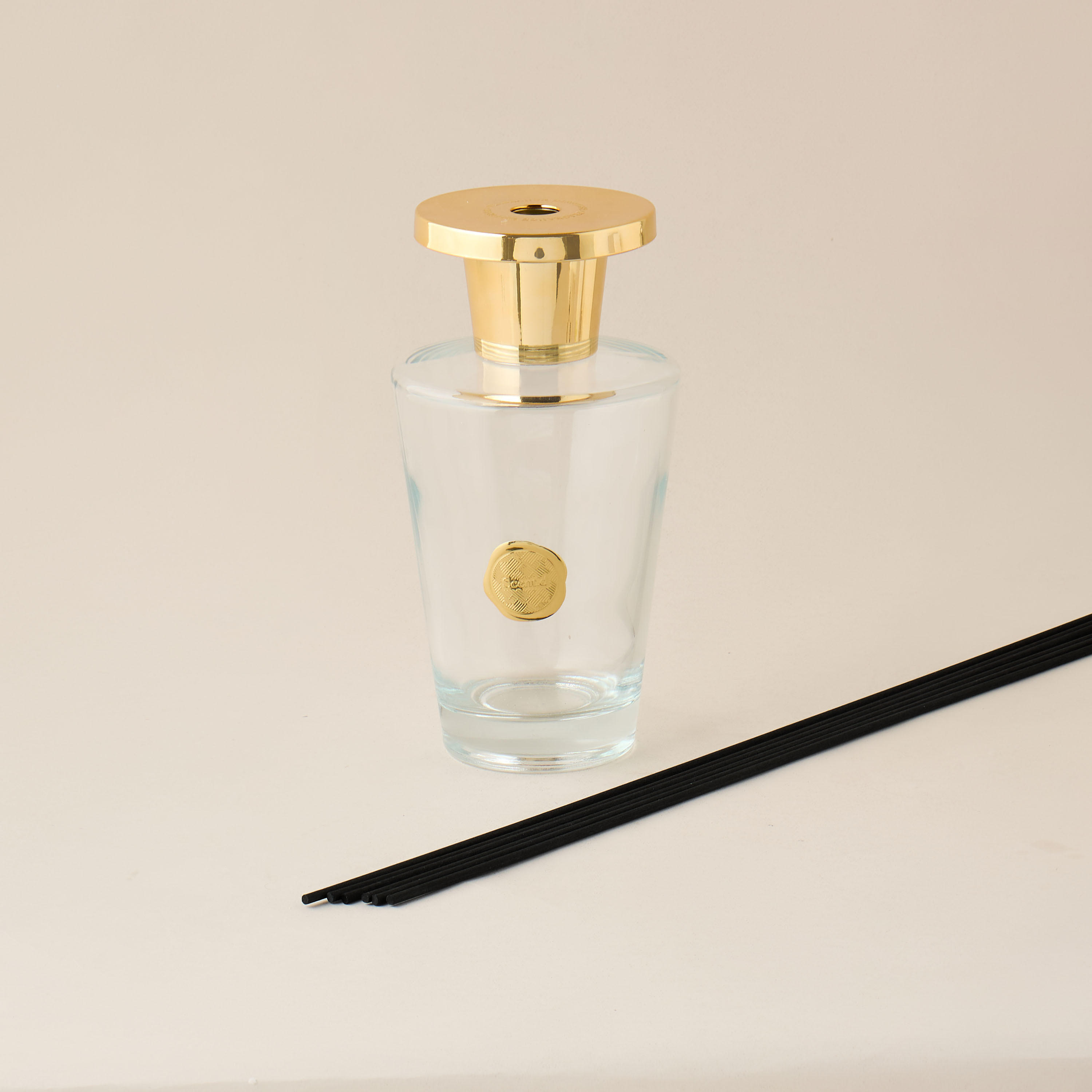 Scent.d London Caramel Dream Scented Reed Diffuser Set - 1 L-household-homefragrance-reeddiffusers-image-3