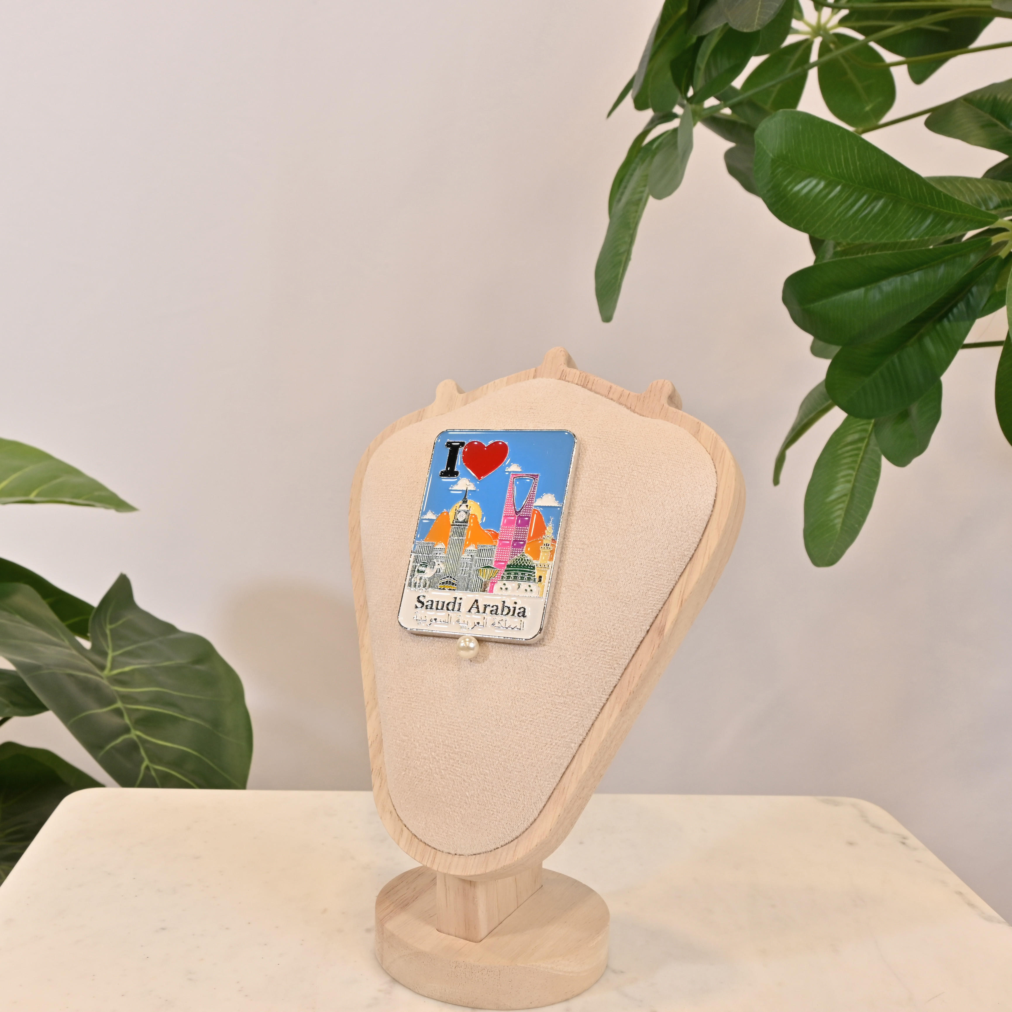 Crafted by Lifestyle Saudi Arabia Souvenir Pin-household-walldecorandmirrors-wallaccents-image-1