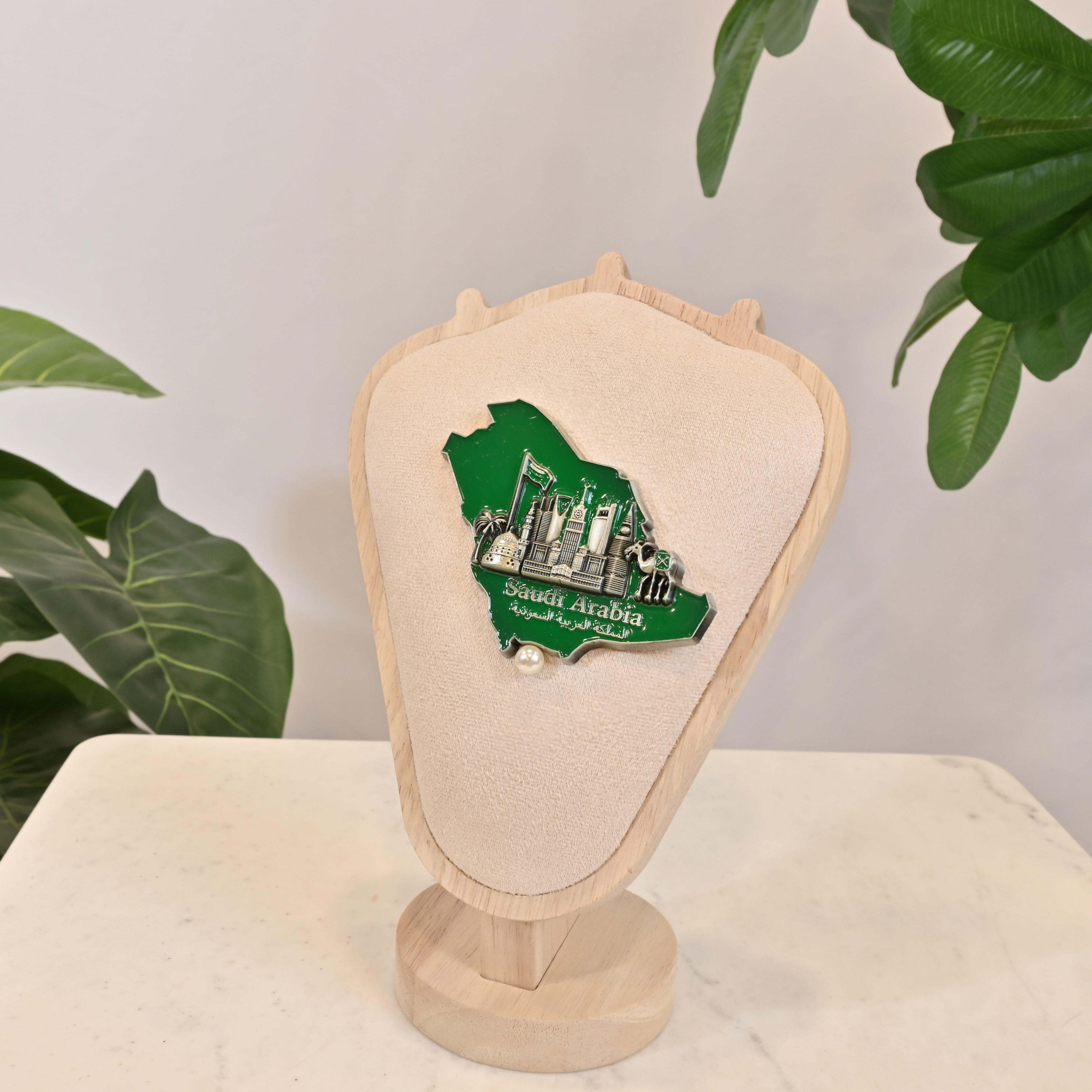 Crafted by Lifestyle Saudi Arabia Souvenir Brooch Pin-household-walldecorandmirrors-wallaccents-image-1