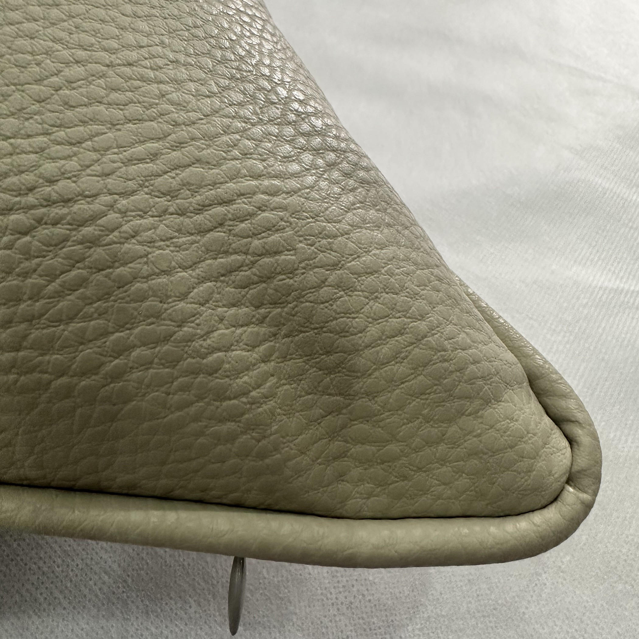 يونيك هوم وسادة جلد صناعي رمادية-household-cushionsandthrows-filledcushions-decorativecushions-image-3