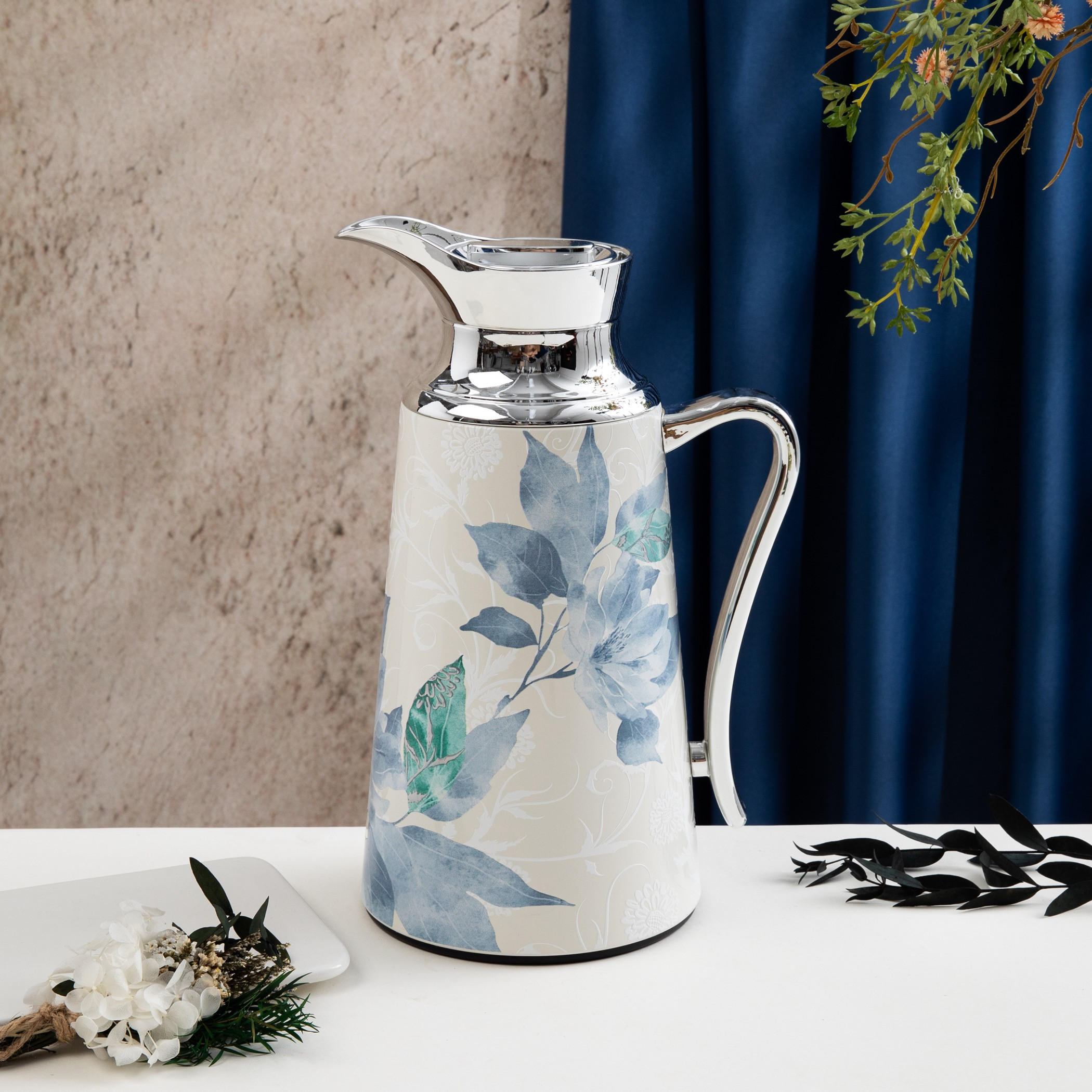 Otantik Floral Vacuum Flask with Handle-household-dining-teaandcoffee-vacuumflaskscoffeeandteapots-image-1