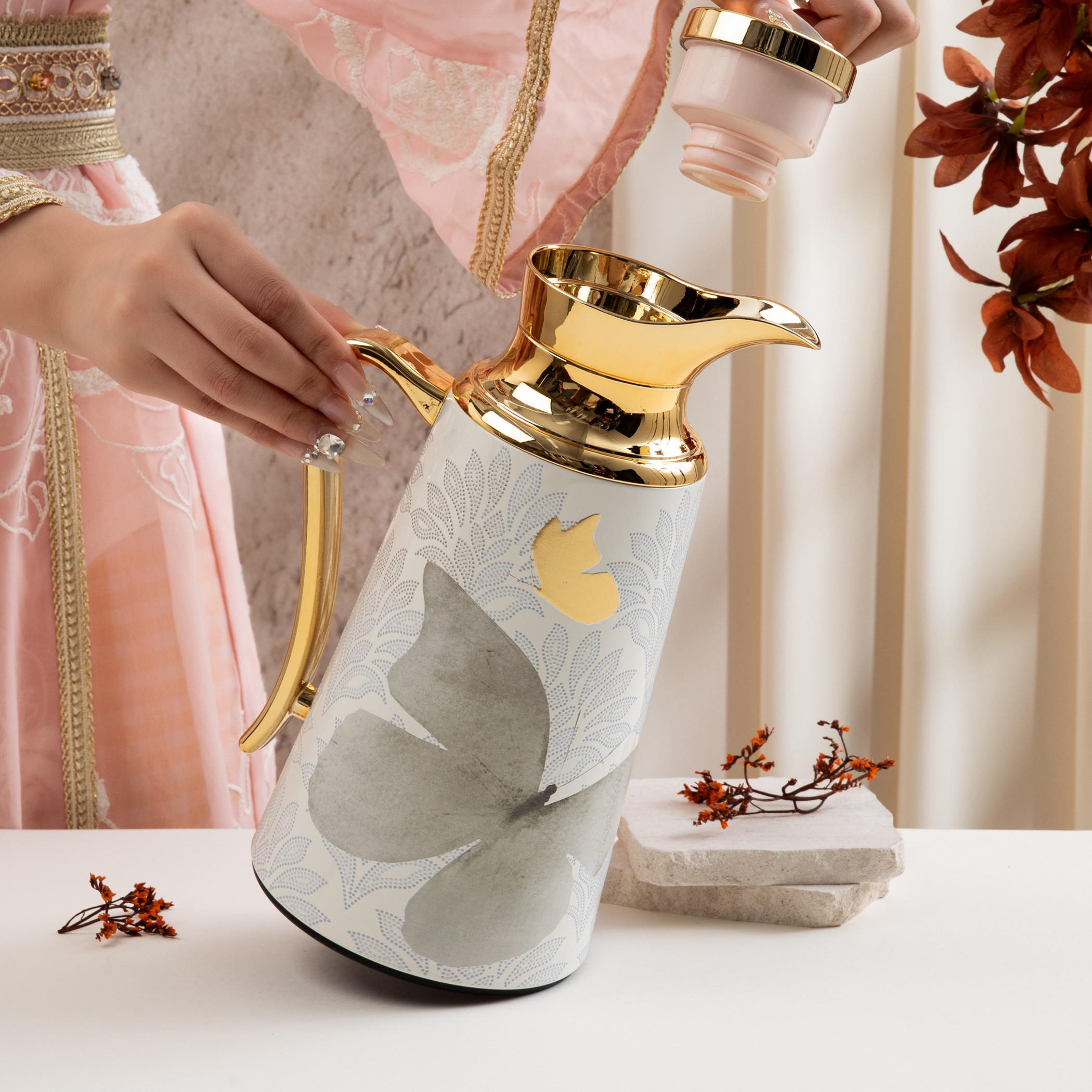 Otantik Butterfly Pattern Flask-household-dining-teaandcoffee-vacuumflaskscoffeeandteapots-image-3