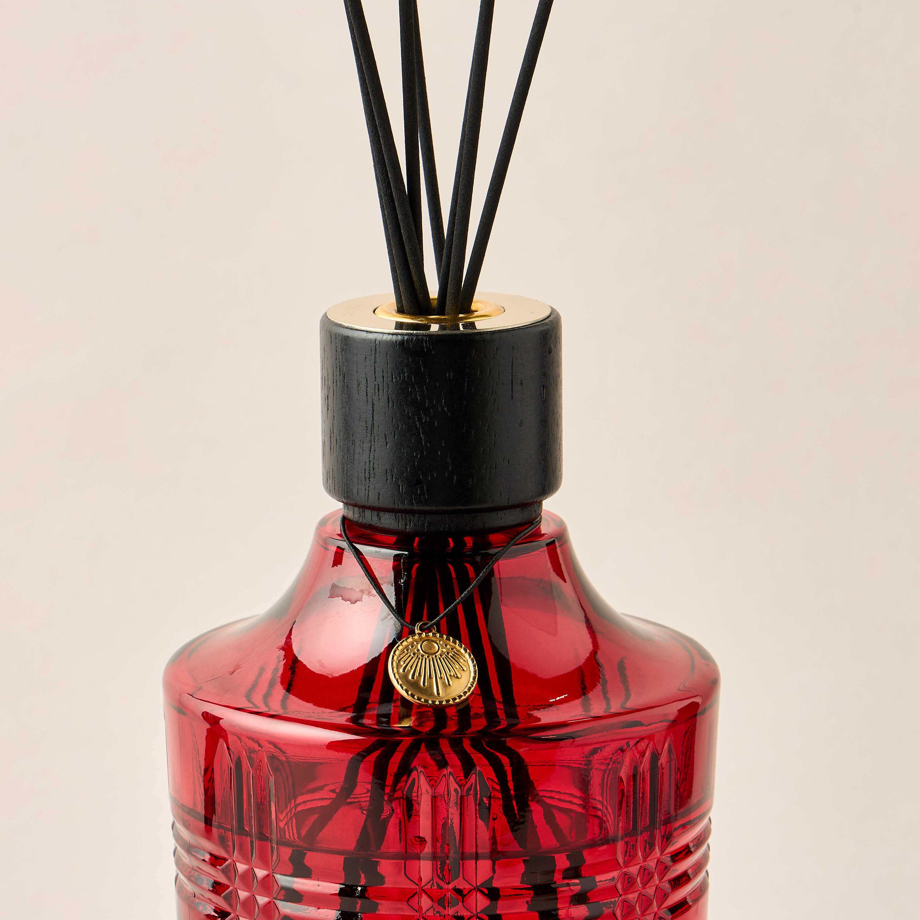 Scent.d London Golden Oasis Scented Reed Diffuser Set - 1.1 L-household-homefragrance-reeddiffusers-image-3