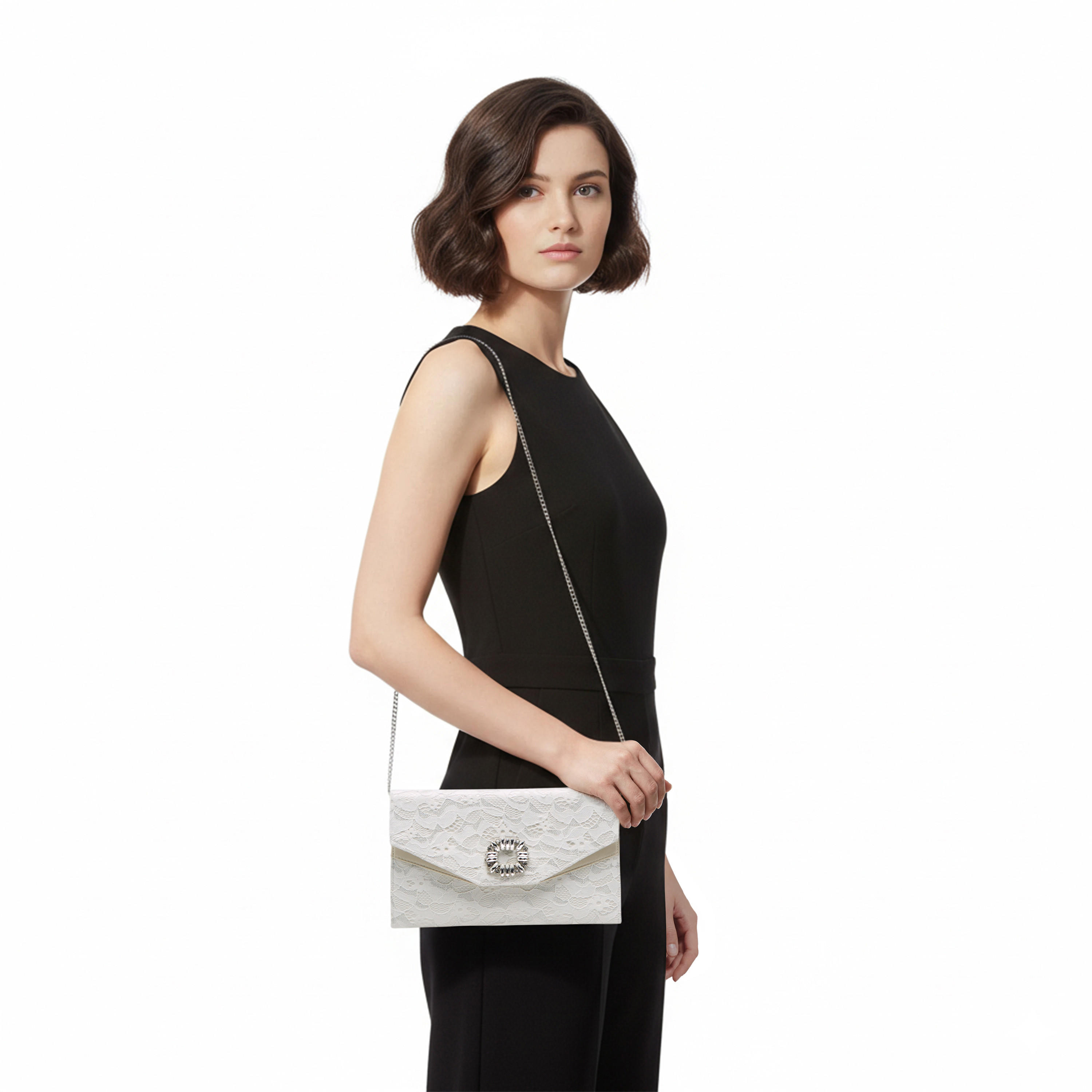 شنطة كلاتش مزينة بسلسلة معدنية من سيليست-women-bagsandwallets-wallets-image-2