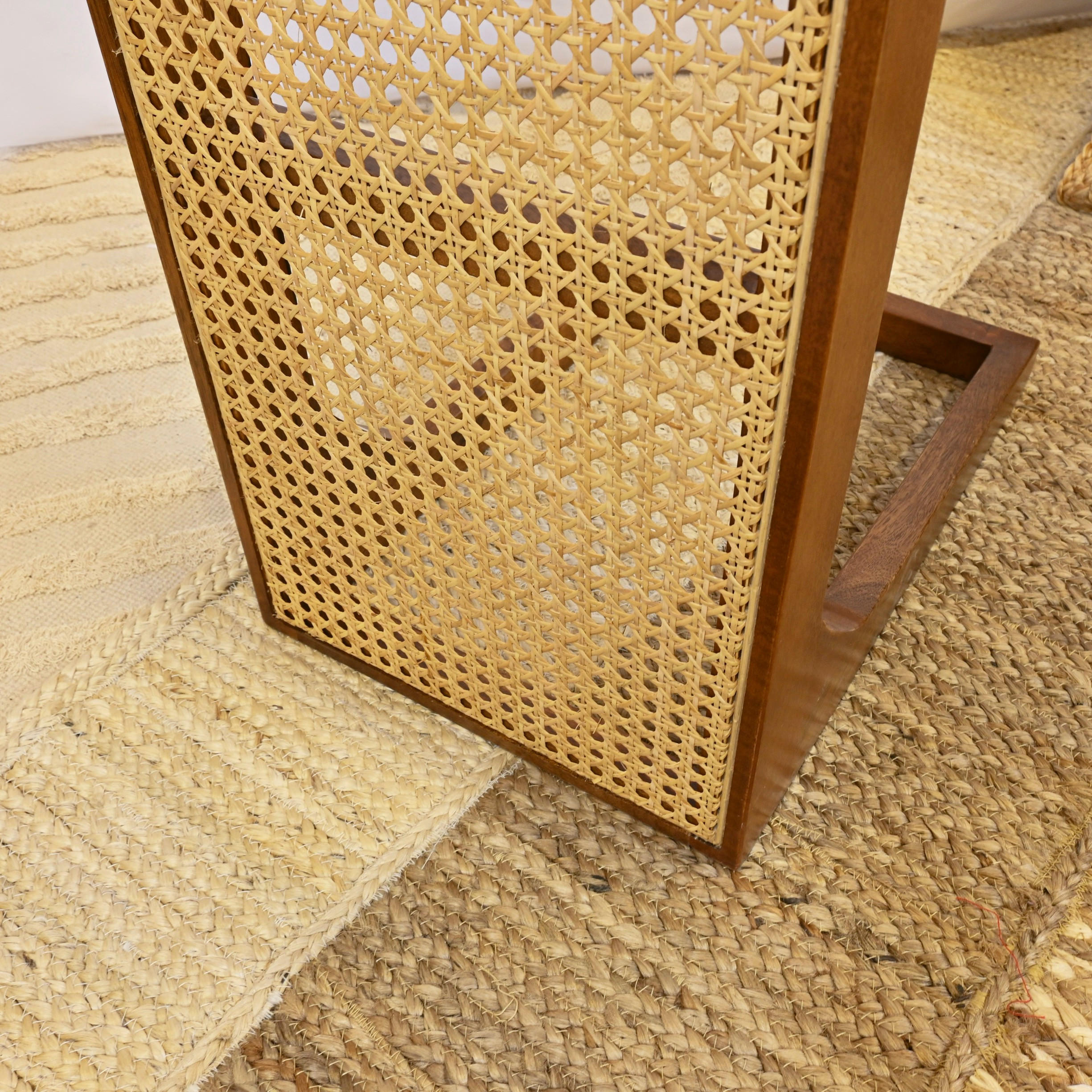 Crafted by Lifestyle Wicker Top Accent Table-furniture-livingroom-sideandendtables-image-4