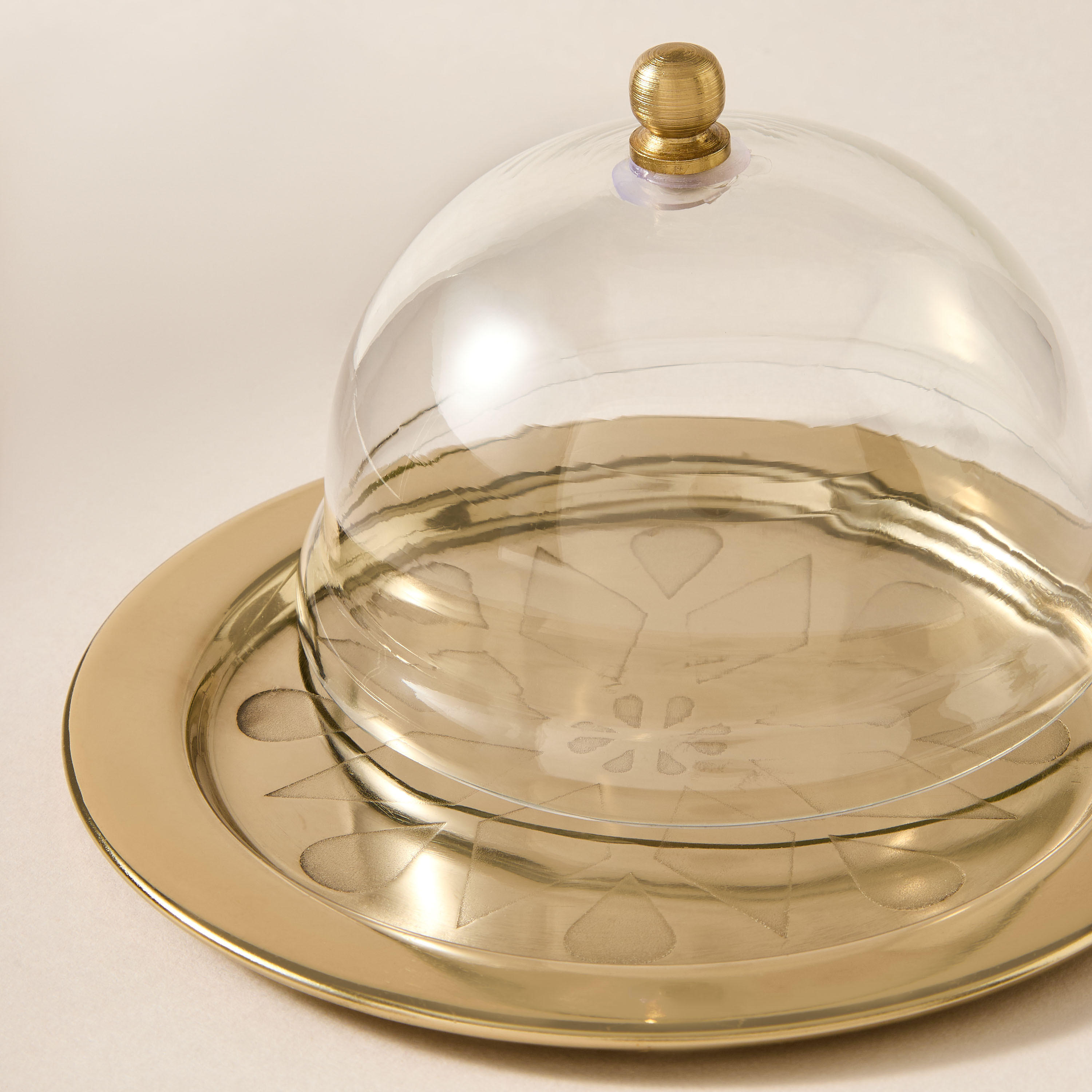 Geometric Engraved Date Bowl with Glass Lid - 16x16 cms-household-decor-decorativeobjectsandsculptures-image-3