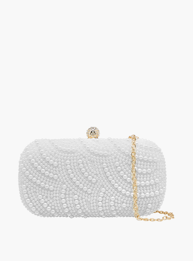 شنطة كلاتش مزينة باللؤلؤ بحزام سلسلة من ساشا-women-bagsandwallets-handbags-image-1