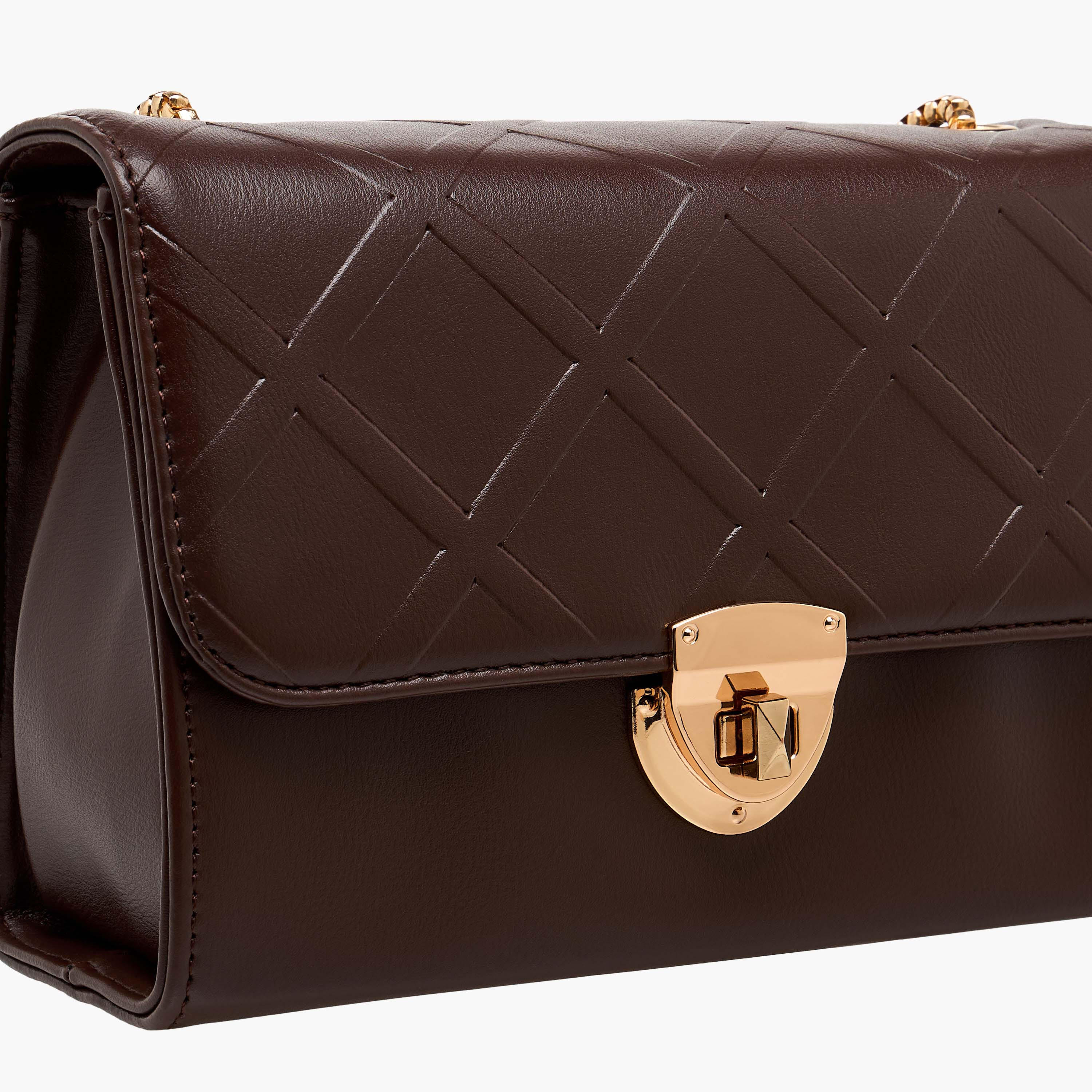 شنطة بارز الملمس مع حزام سلسلة للنساء من أدور سام-women-bagsandwallets-handbags-image-5