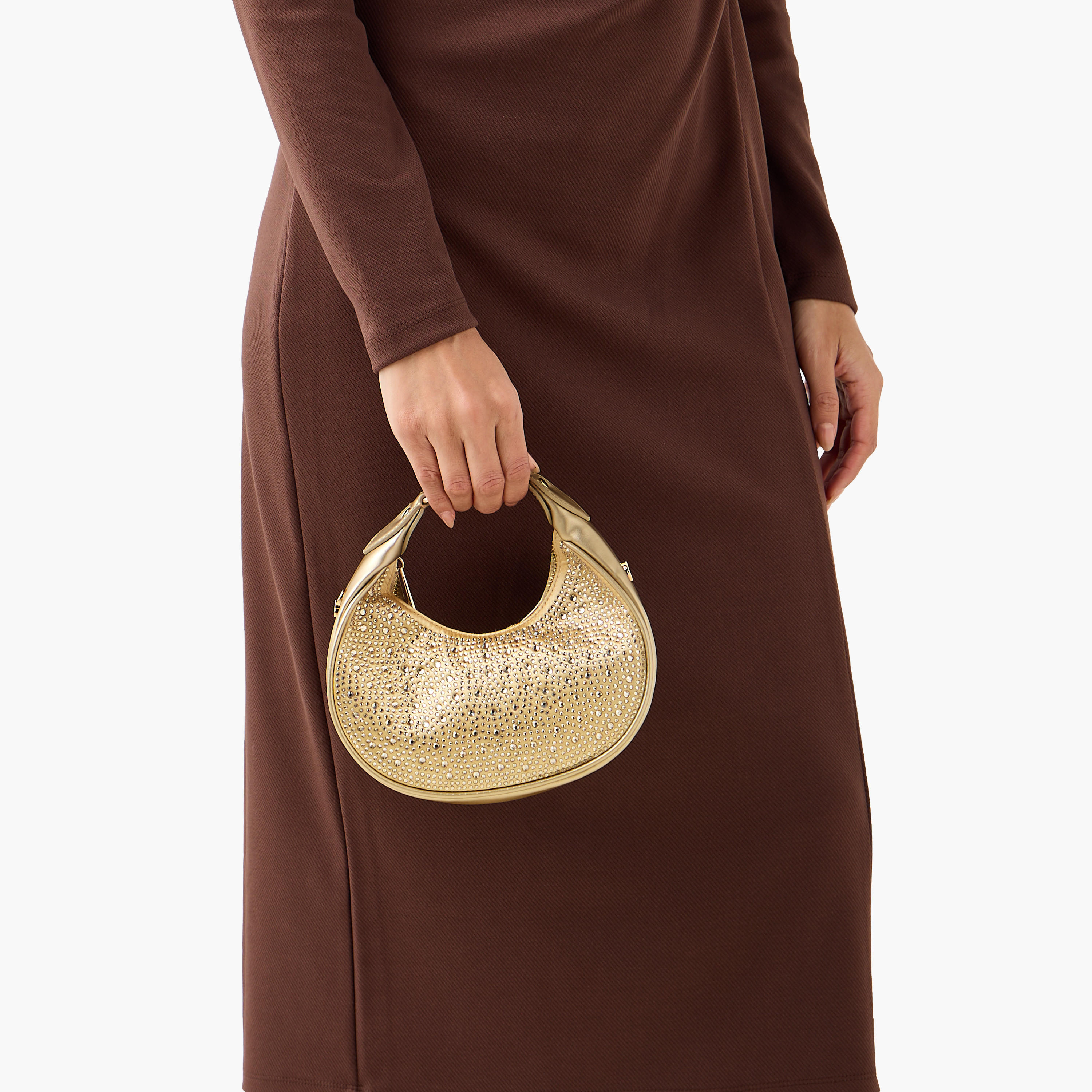 شنطة كروس بودي مزينة بحزام سلسلة قابل للفصل من ساشا-women-bagsandwallets-handbags-image-2