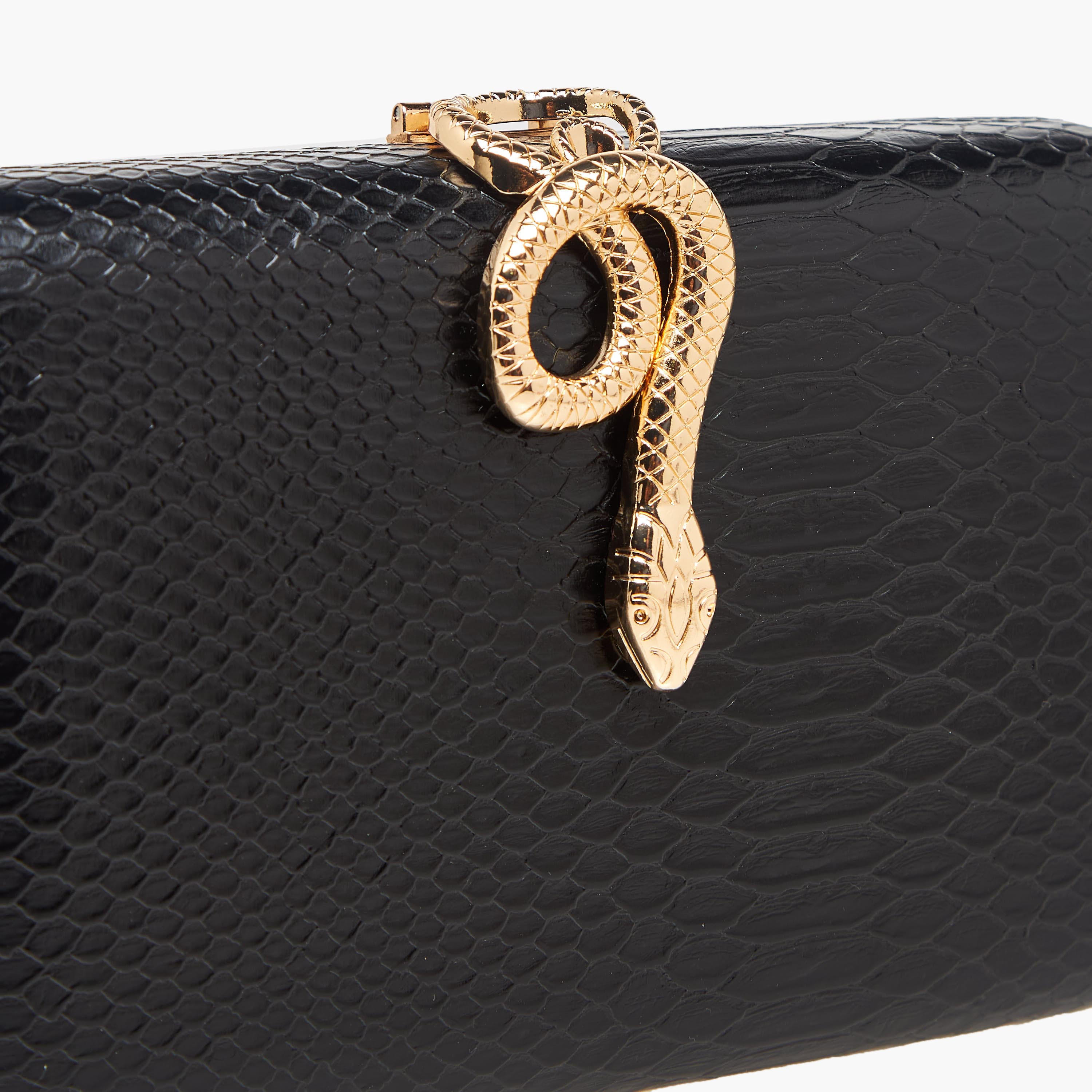 شنطة كلاتش بارزة الملمس بحزام سلسلة قابل للفصل من ساشا-women-bagsandwallets-handbags-image-5