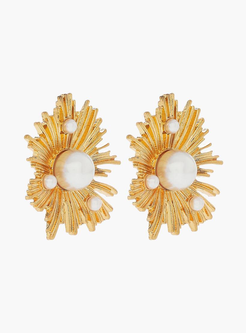 أقراط بلون ذهبي مزينة باللؤلؤ بمكبس إغلاق خلفي-women-watchesandjewellery-jewellery-earrings-image-2