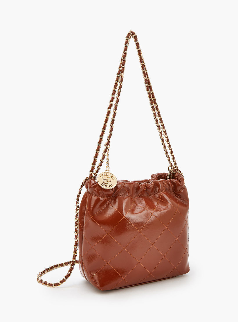 شنطة كتف مبطنة بحزام مزين بسلسلة من سيليست-women-bagsandwallets-handbags-image-3
