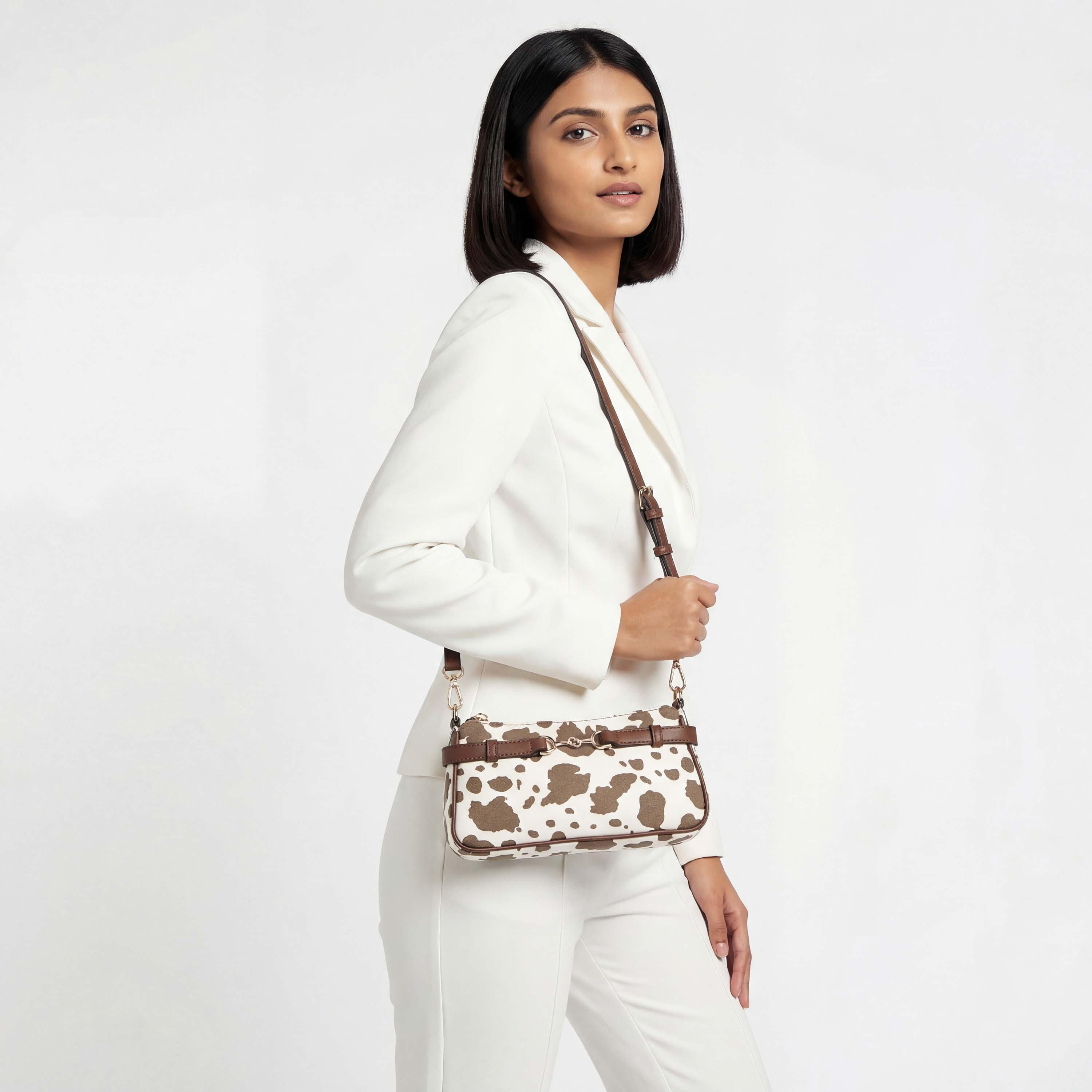 شنطة كروس بودي بسحاب إغلاق وطبعات حيوانات من سيليست-women-bagsandwallets-handbags-image-2