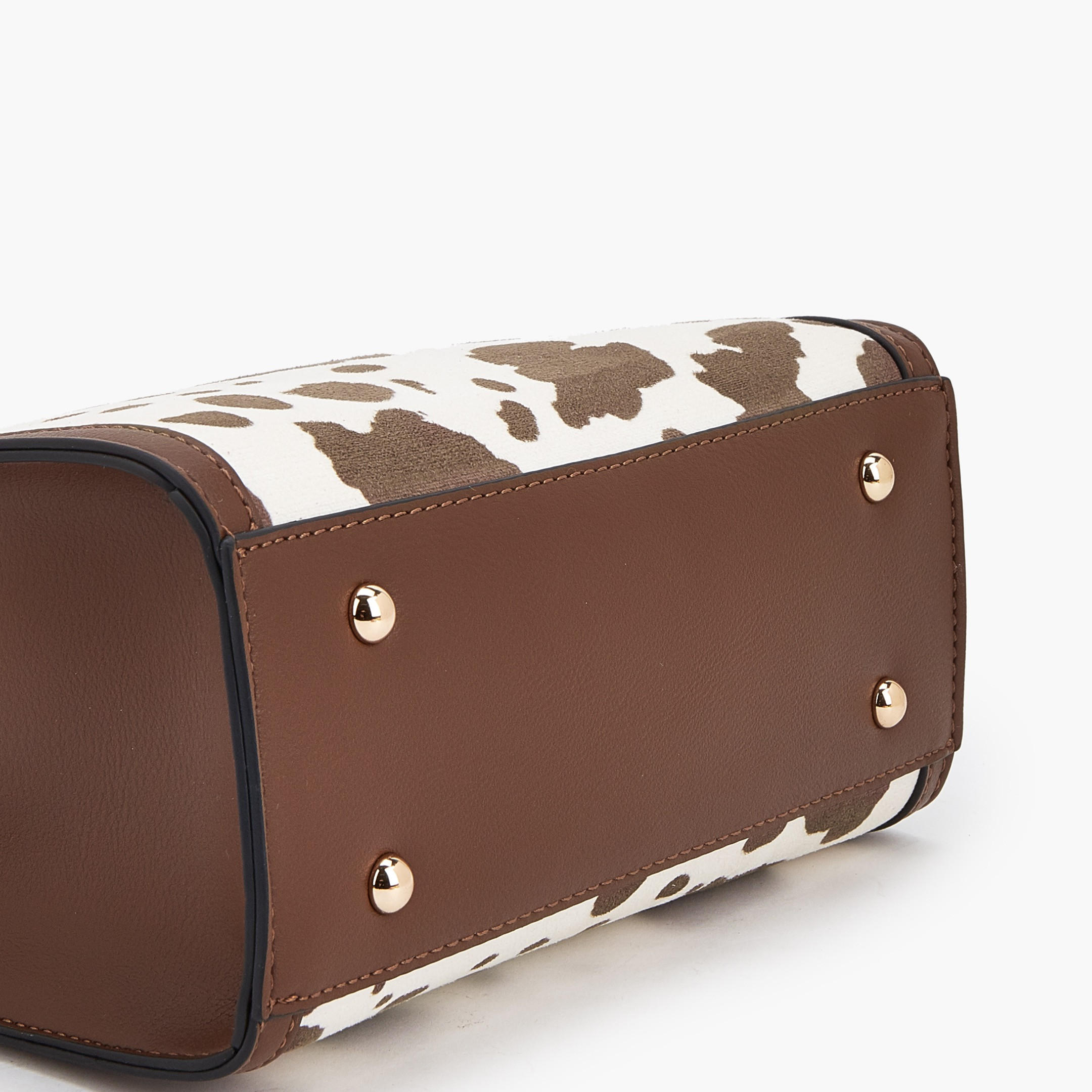 شنطة توتي بمقابض سلسلة وطبعات حيوانات من سيليست-women-bagsandwallets-handbags-image-2