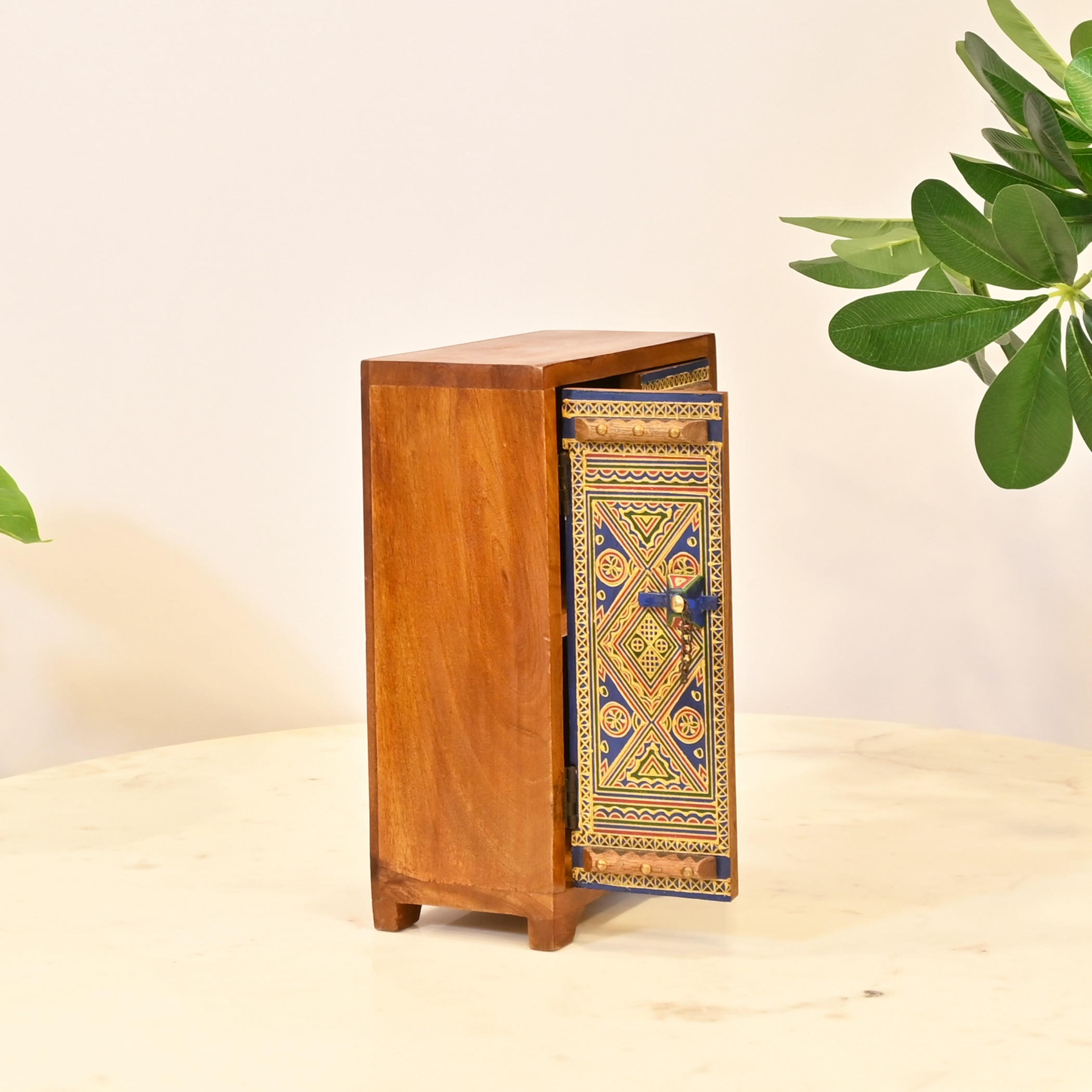 صندوق تخزين خشبي مزخرف-household-decor-boxesandtrays-image-3