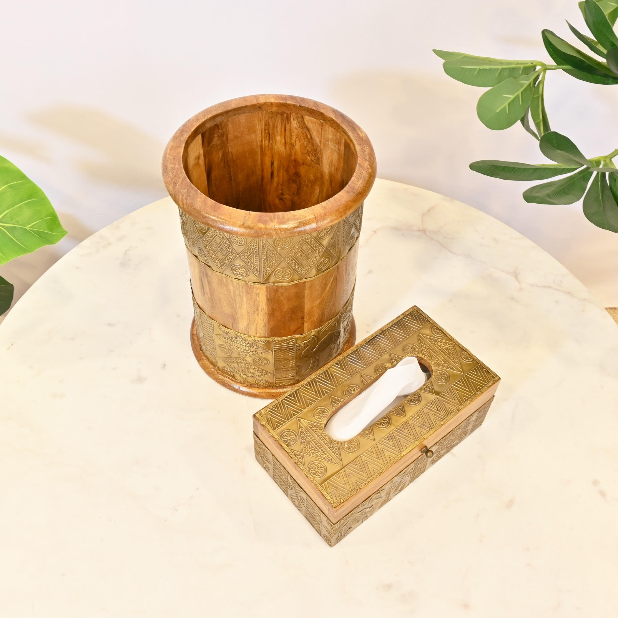 طقم سلة وعلبة مناديل خشبية معدنية محفورة-household-bathandlaundry-bathaccessories-tissueboxesandcottonjars-image-2