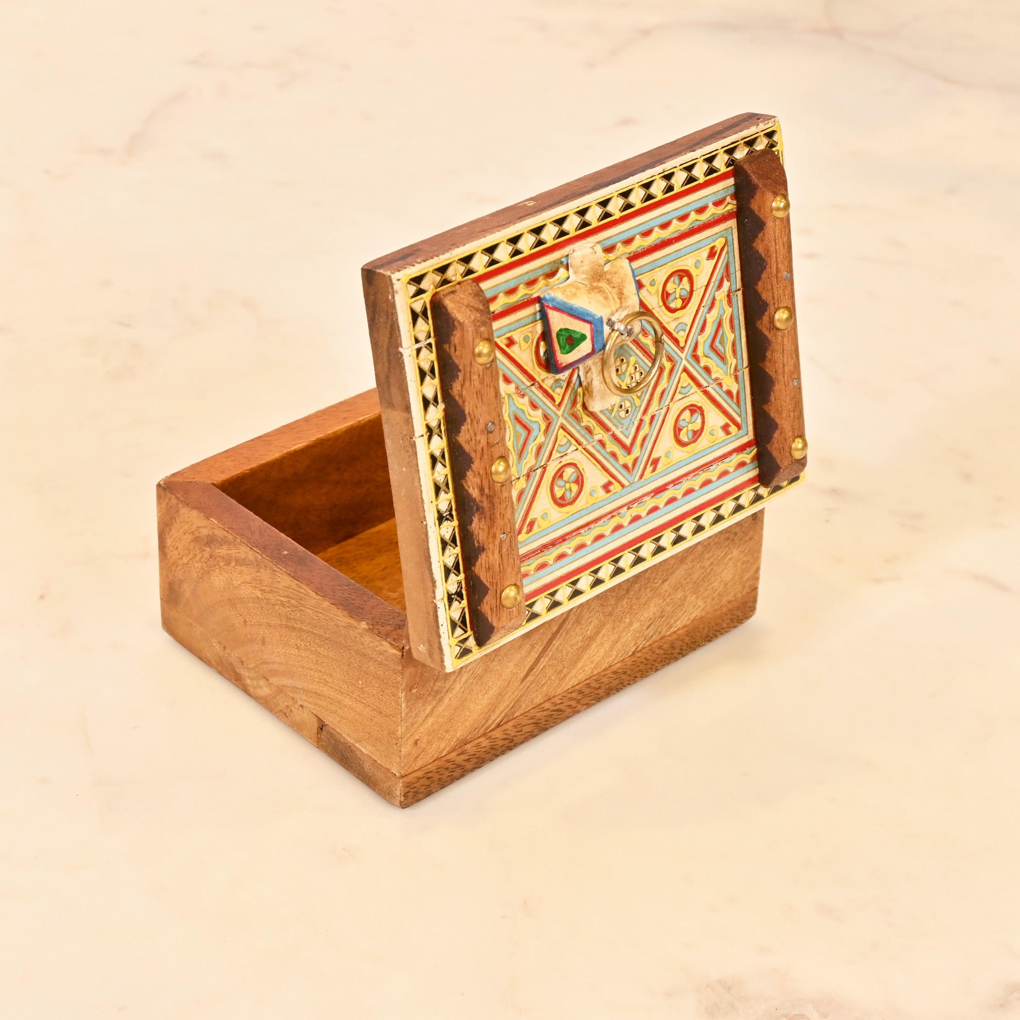صندوق خشبي مزخرف-household-decor-boxesandtrays-image-4