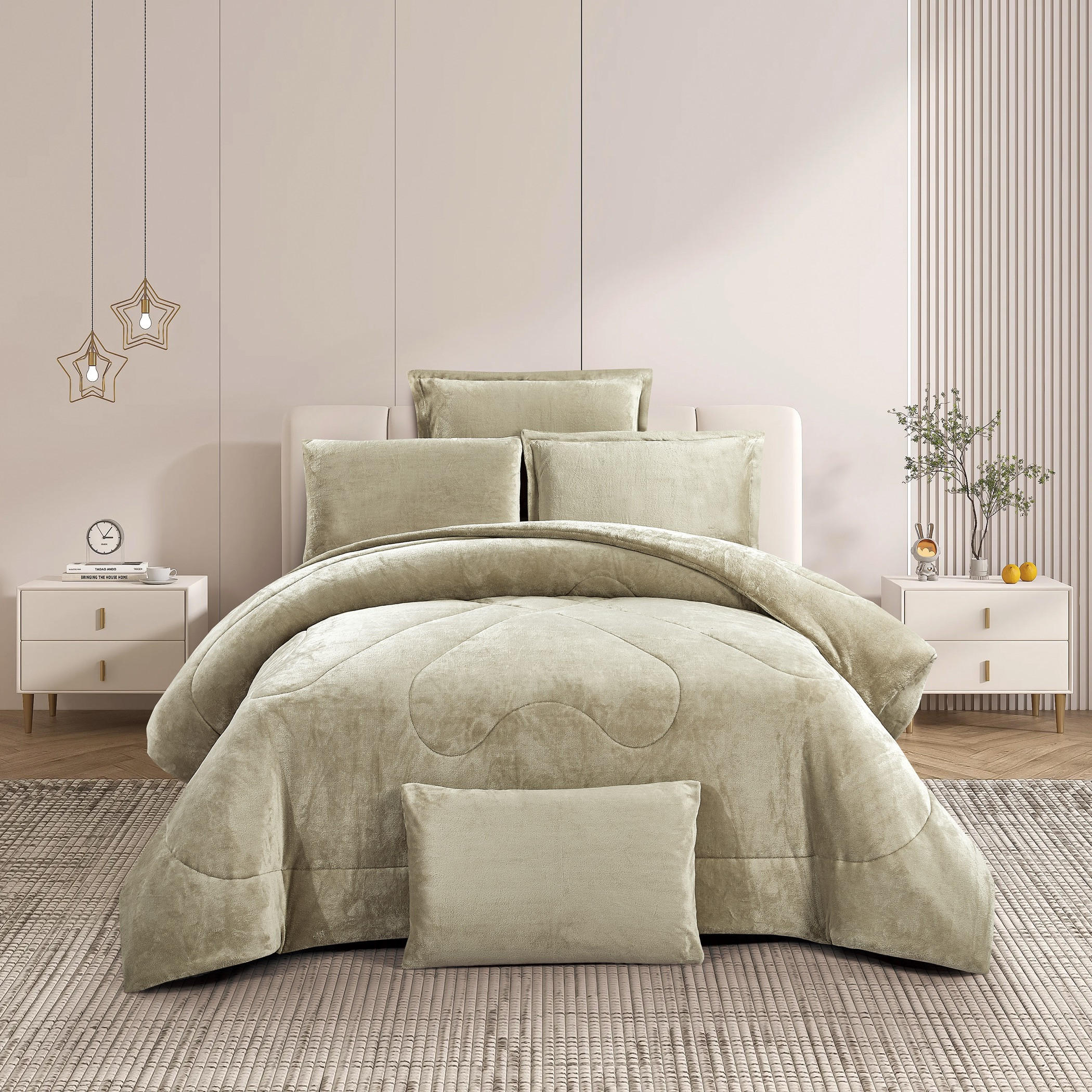 طقم لحاف مخملي فخم أربع قطع-household-bedding-comfortersandbedspreads-comforters-image-1