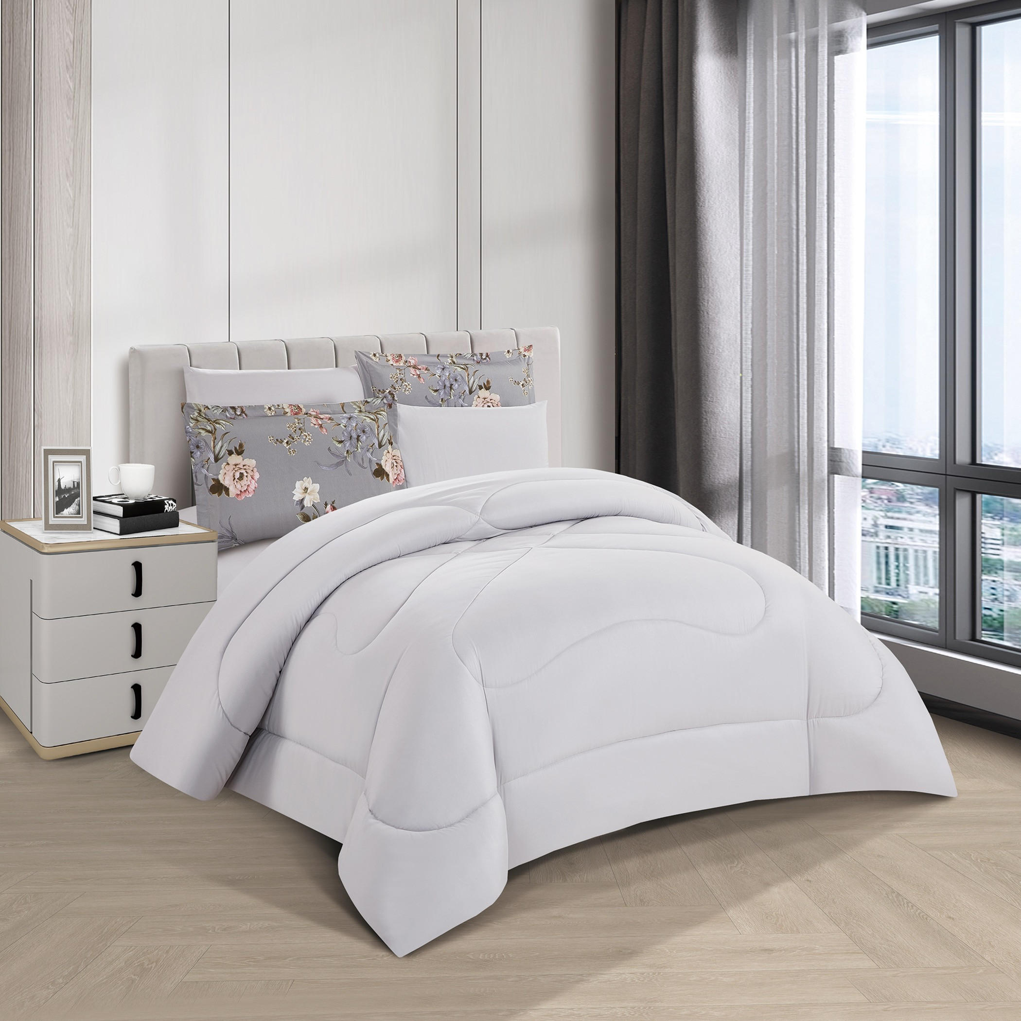 طقم لحاف مزهر قابل للعكس كينج-household-bedding-comfortersandbedspreads-comforters-image-2