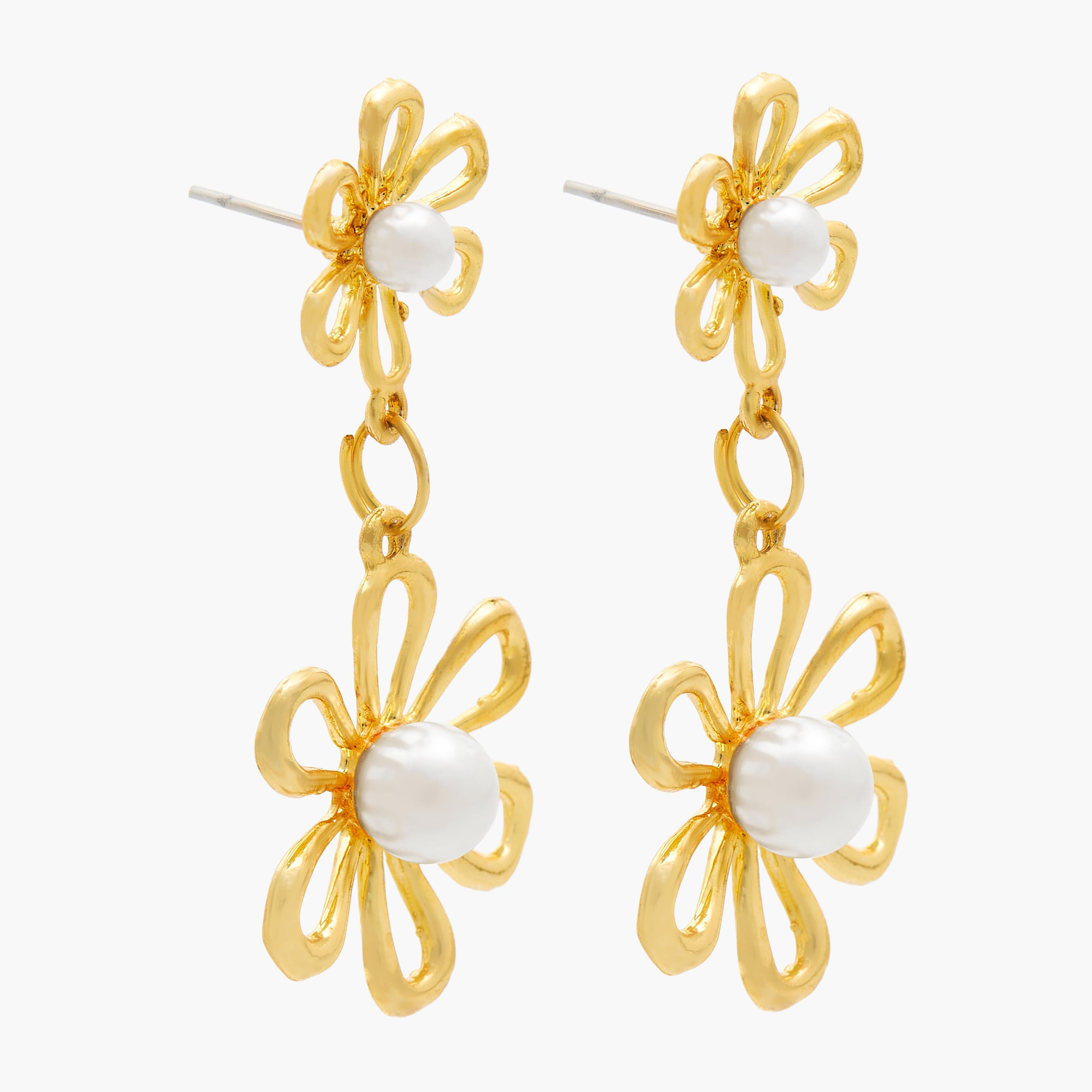 حلق متدلي ميتاليك بتزيينات وبمكبس إغلاق خلفي-women-watchesandjewellery-jewellery-earrings-image-2