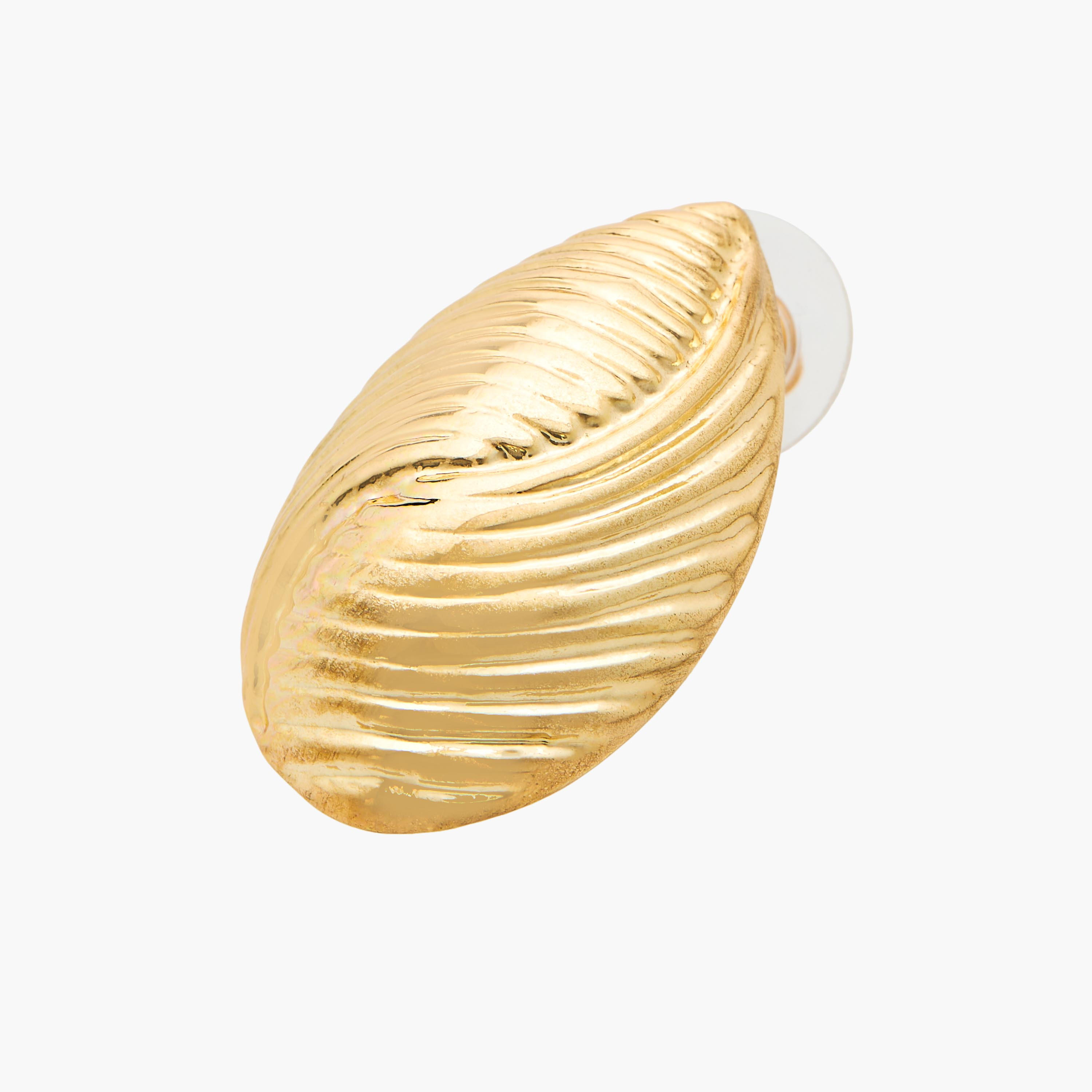 Metallic Textured Stud Earrings with Pushback Closure-women-watchesandjewellery-jewellery-earrings-image-4