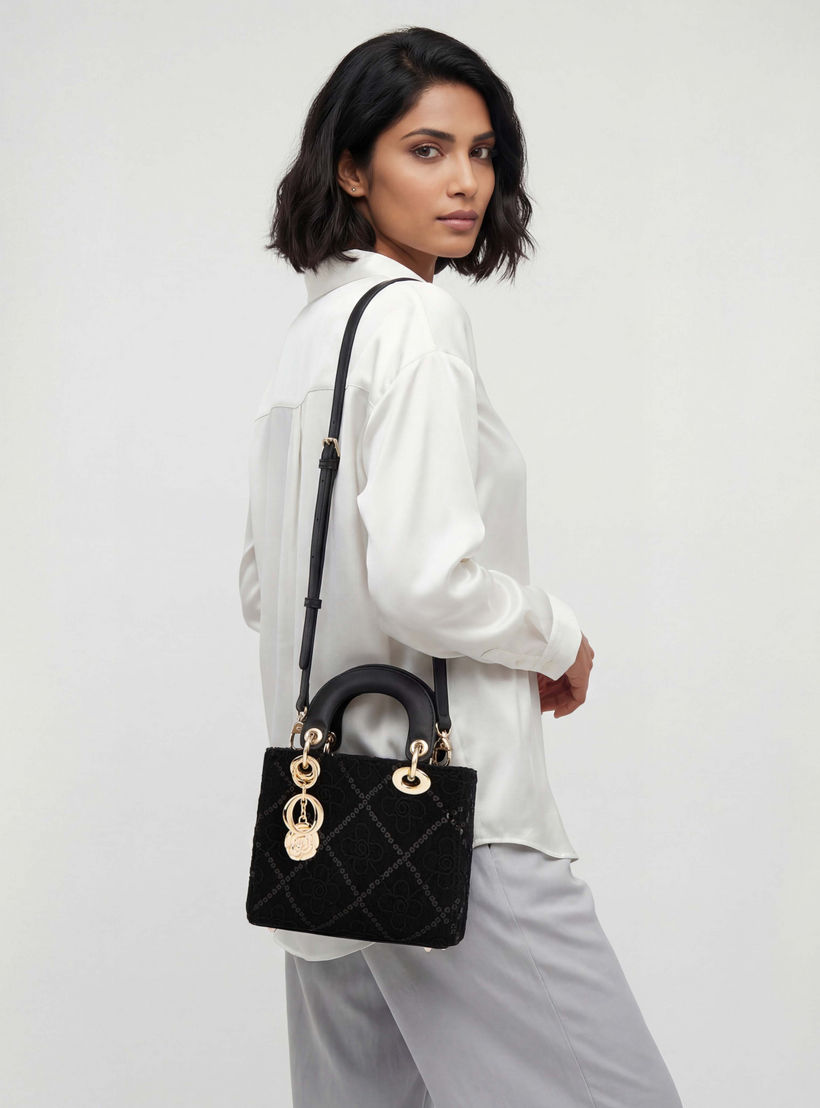 شنطة توتي دانتيل بطبعات زهور مع تفاصيل زينة من لو كونفورت-women-bagsandwallets-handbags-image-2