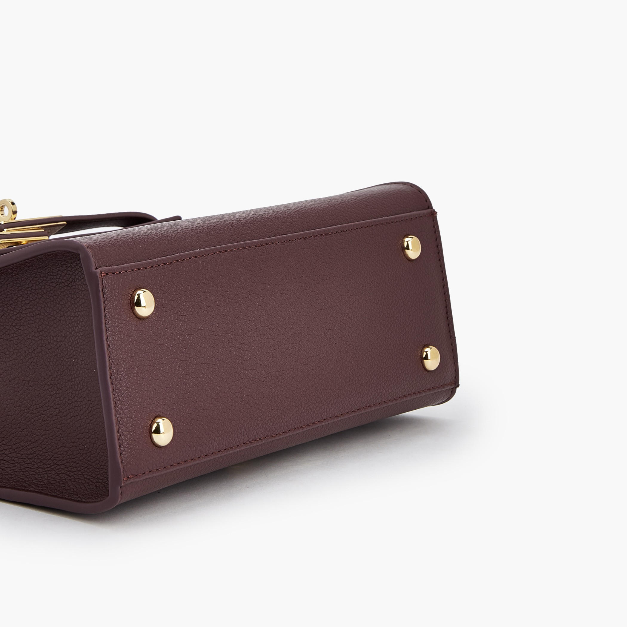 شنطة ساتشيل بارزة الملمس بحزام قابل للفصل من لو كونفورت-women-bagsandwallets-handbags-image-2