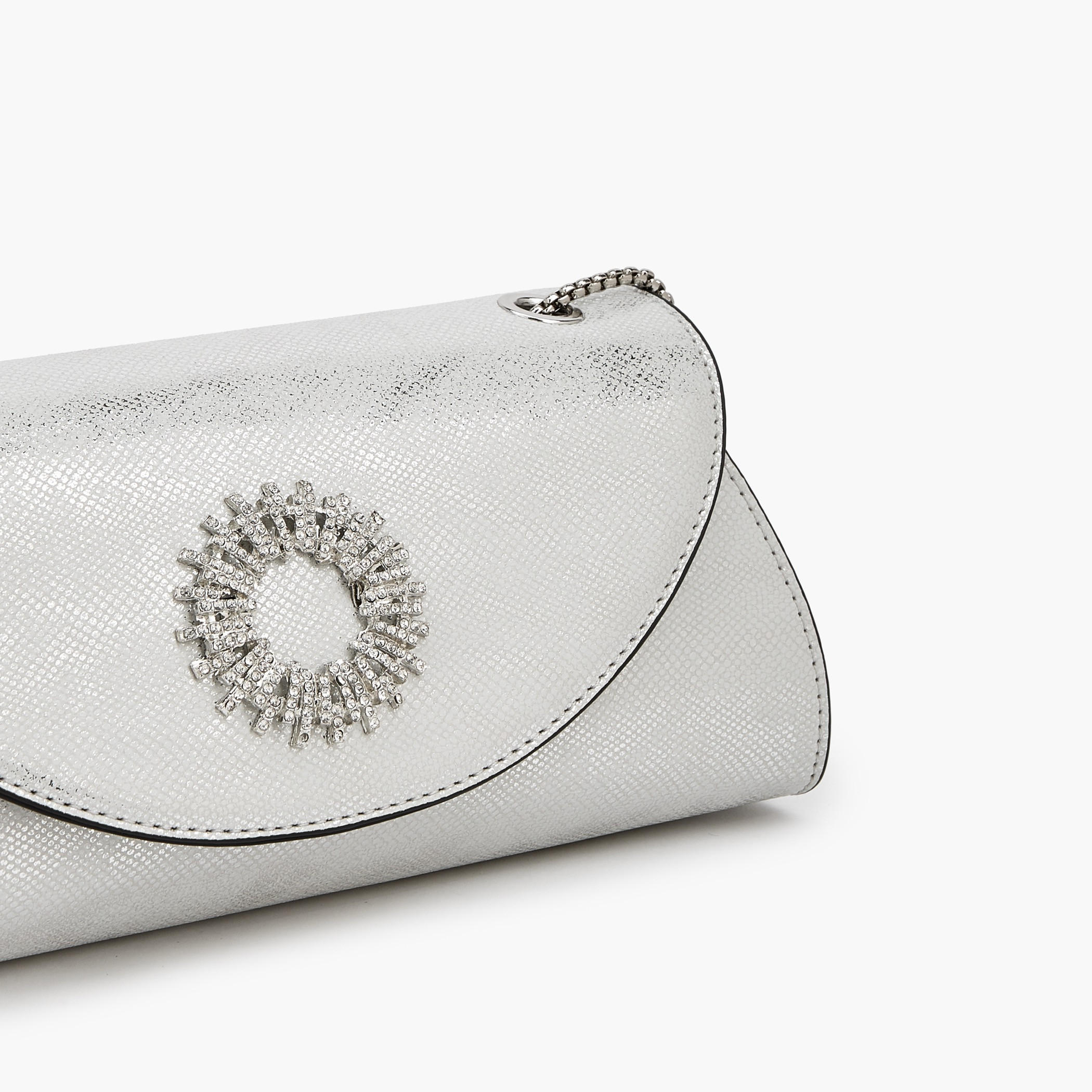 شنطة كروس بودي مزينة بحزام سلسلة من سيليست-women-bagsandwallets-handbags-image-5