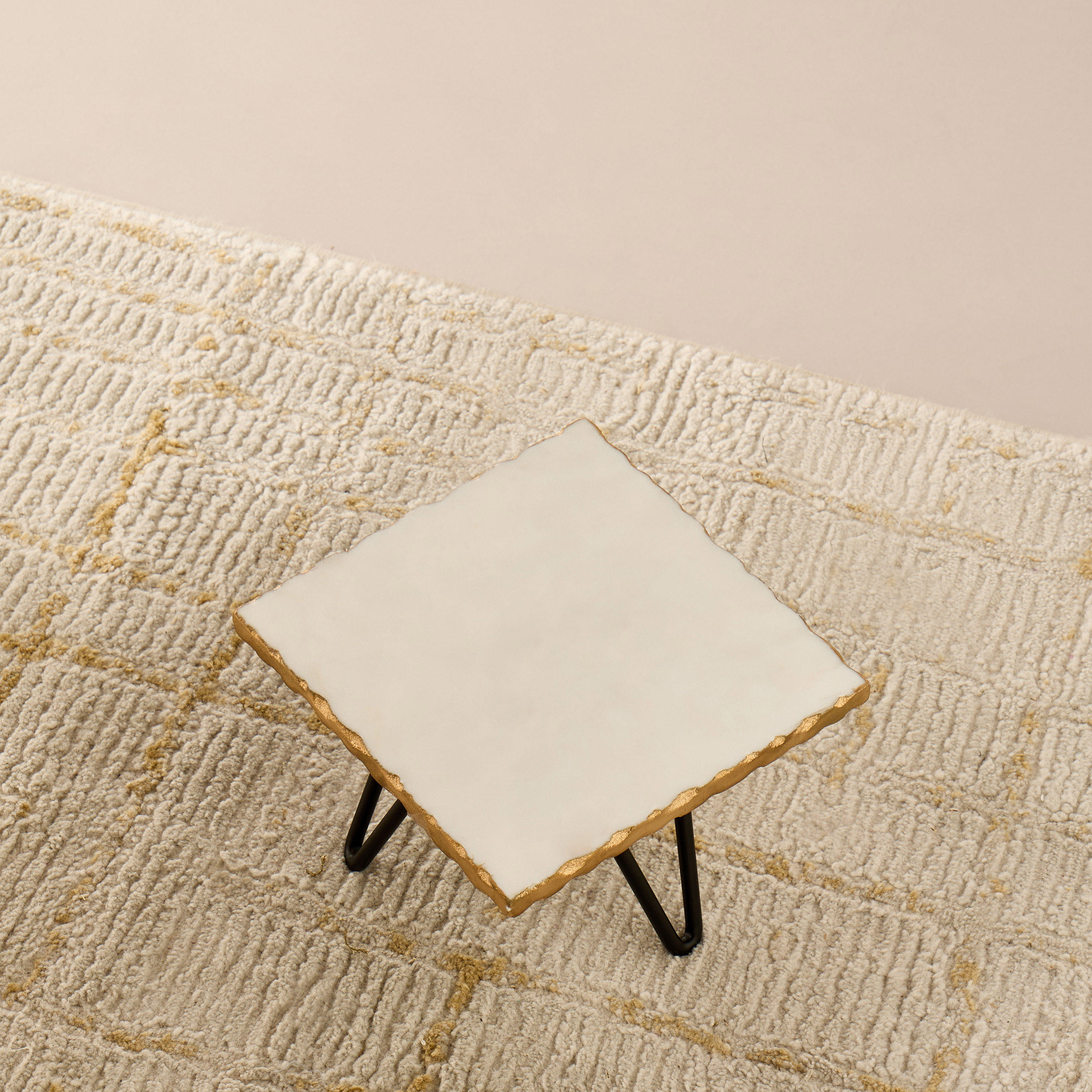 Foil Detail Marble Plant Stand - 20x27 cms-household-gardenandoutdoor-trellisandstands-plantstands-image-3