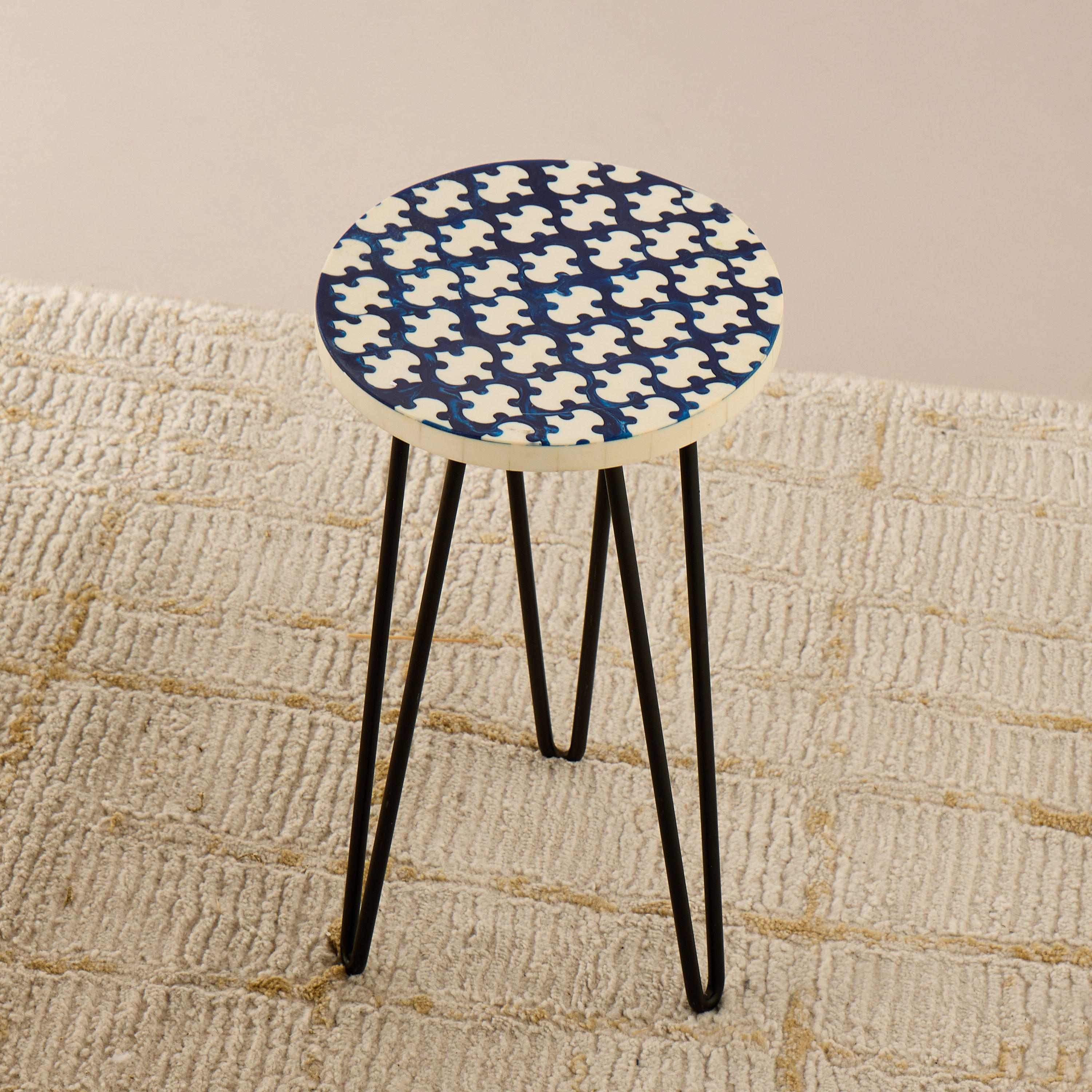 Patterned Resin Top Plant Stand - 20x10 cms-household-gardenandoutdoor-trellisandstands-plantstands-image-3
