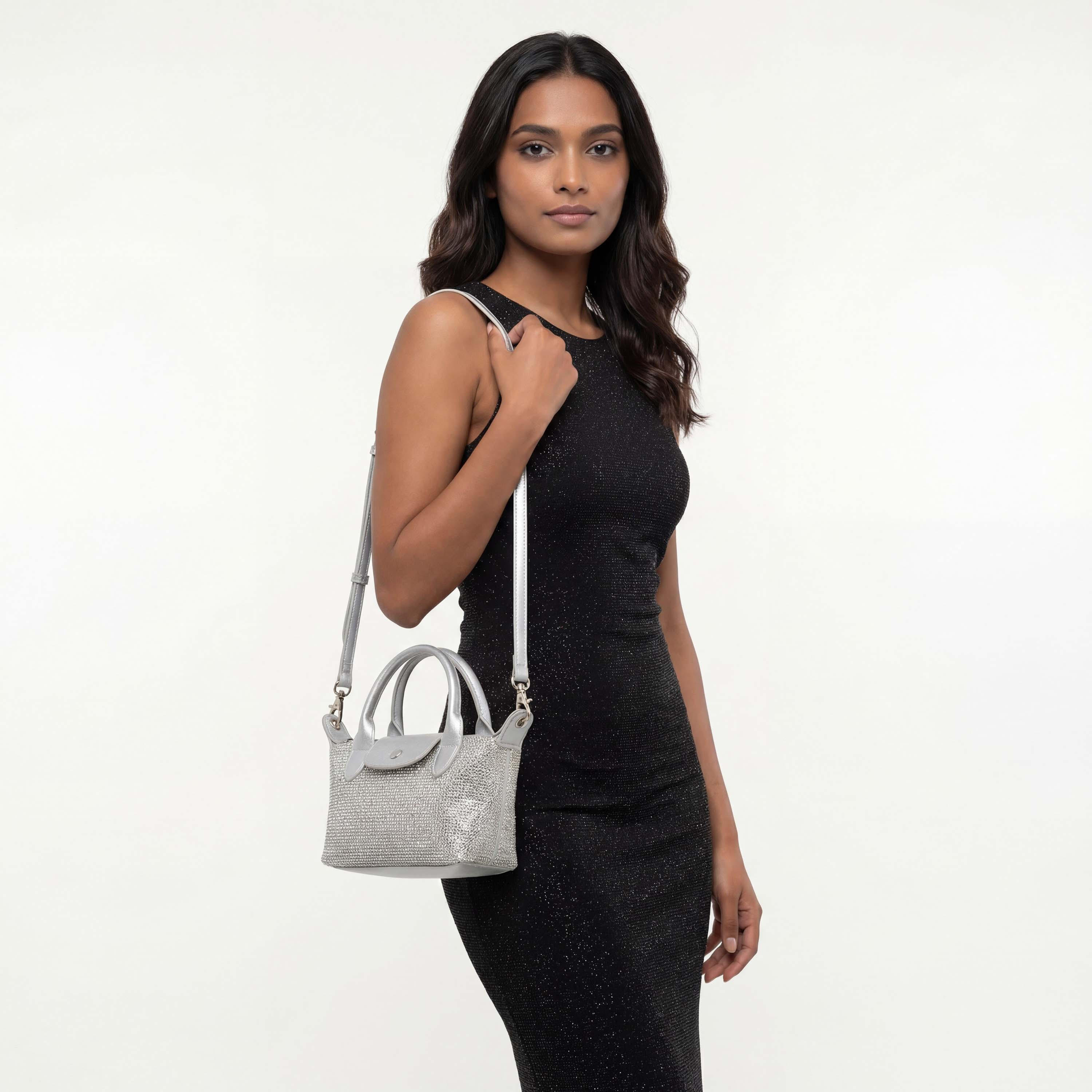 شنطة توتي صغيرة مزينة بحزام قابل للتعديل من ميسي-women-bagsandwallets-handbags-image-2
