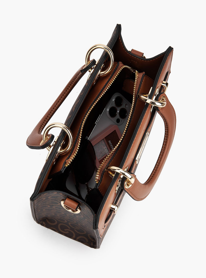 شنطة توتي بمقابض وطبعات مونوجرام من سيليست-women-bagsandwallets-handbags-image-1