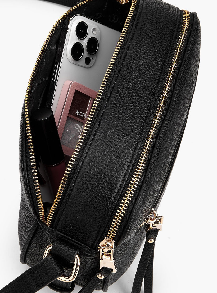 شنطة كروس بودي بارزة الملمس وحزام قابل للتعديل من سيليست-women-bagsandwallets-handbags-image-8