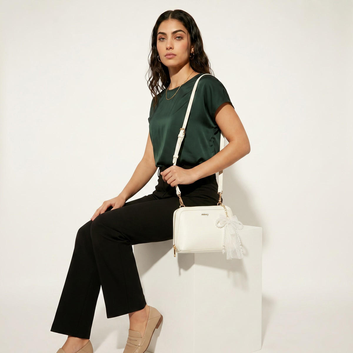شنطة كروس بودي بدلاية وحزام قابل للفصل من ميسي-women-bagsandwallets-handbags-image-2