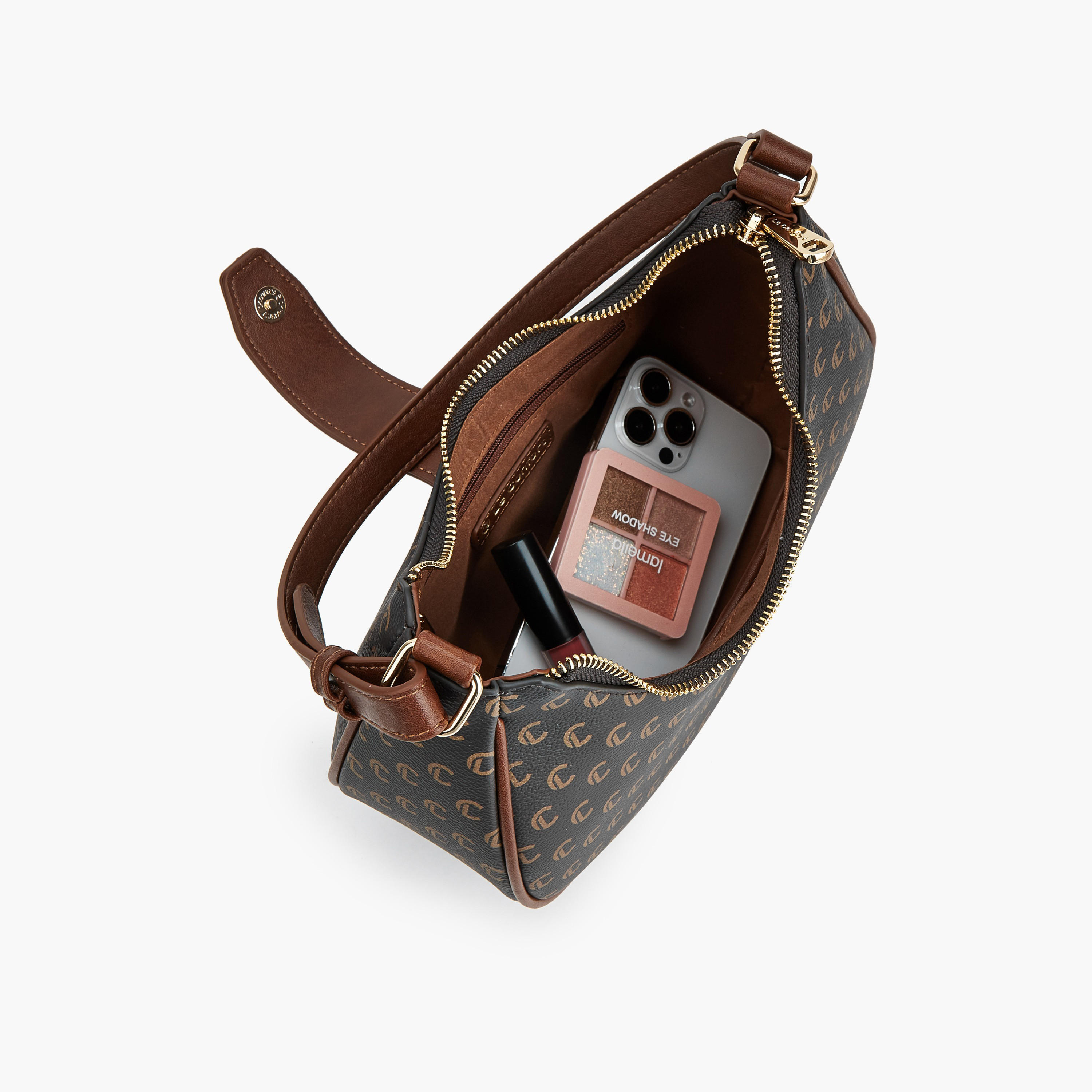 شنطة كتف بحزام قابل للتعديل وطبعات مونوجرام من لو كونفورت-women-bagsandwallets-handbags-image-8