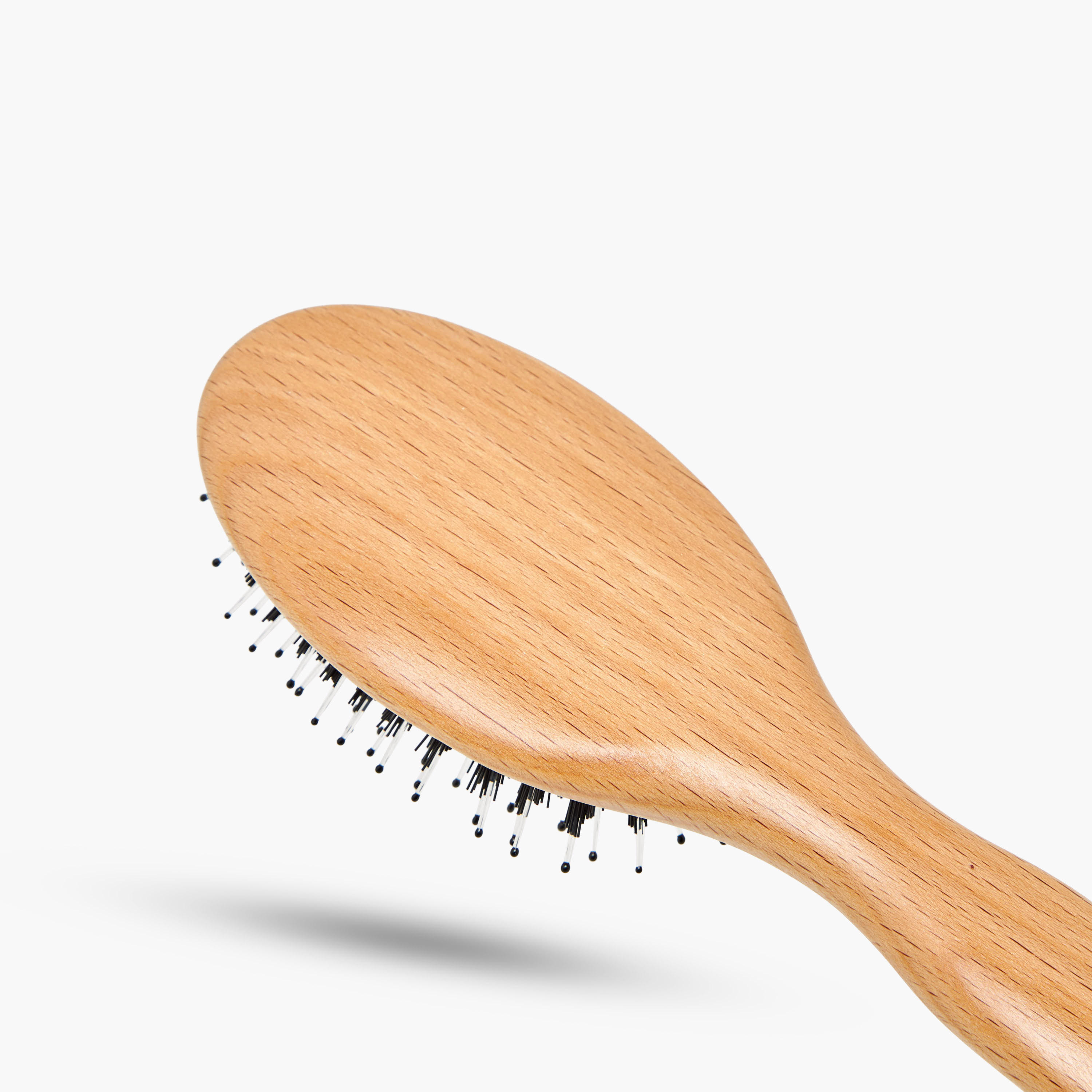 فرشاة شعر خشبية من كنت برشز-women-hairaccessories-brushesandcombs-image-5