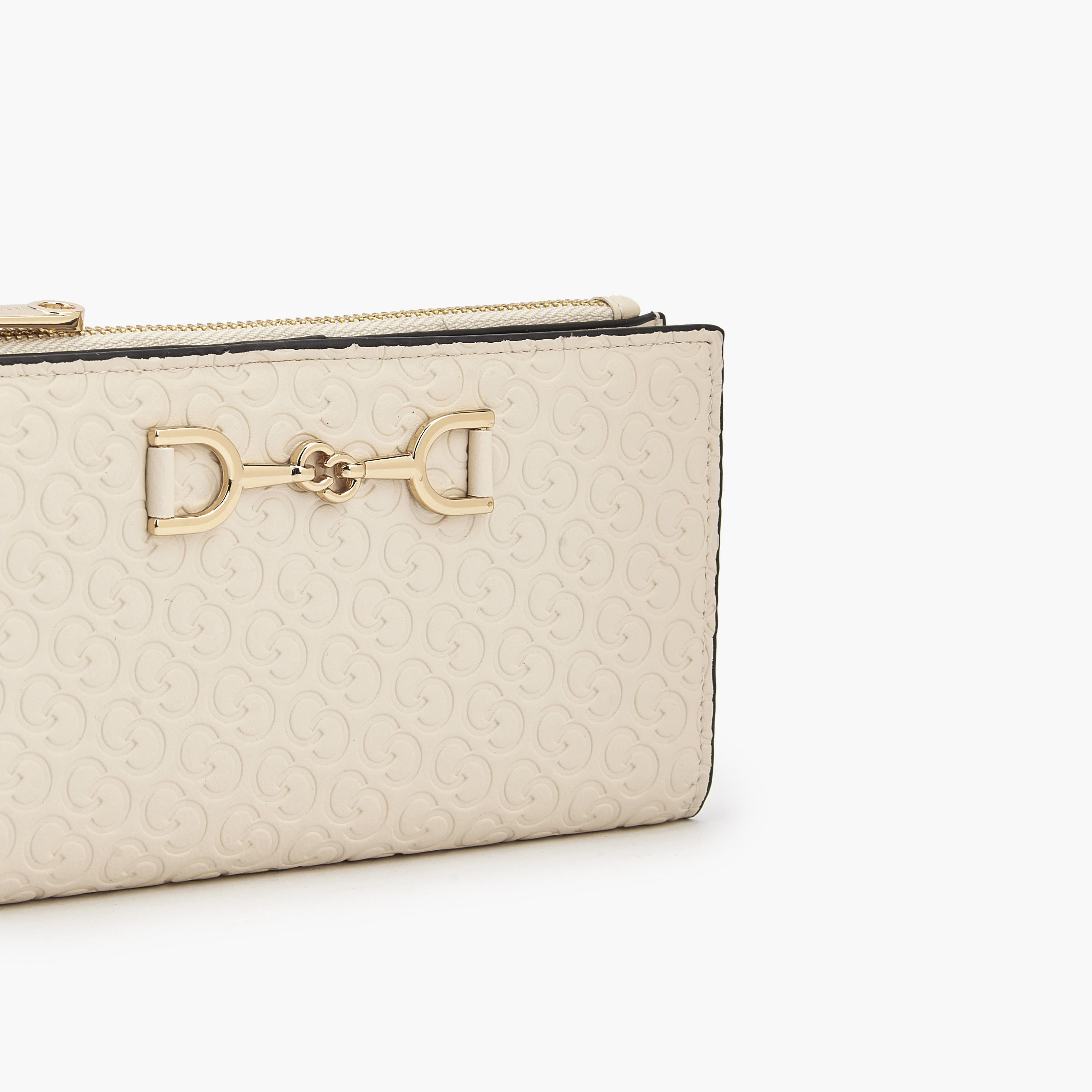 محفظة بنقوش مونوجرام مع زر إغلاق من سيليست-women-bagsandwallets-wallets-image-5