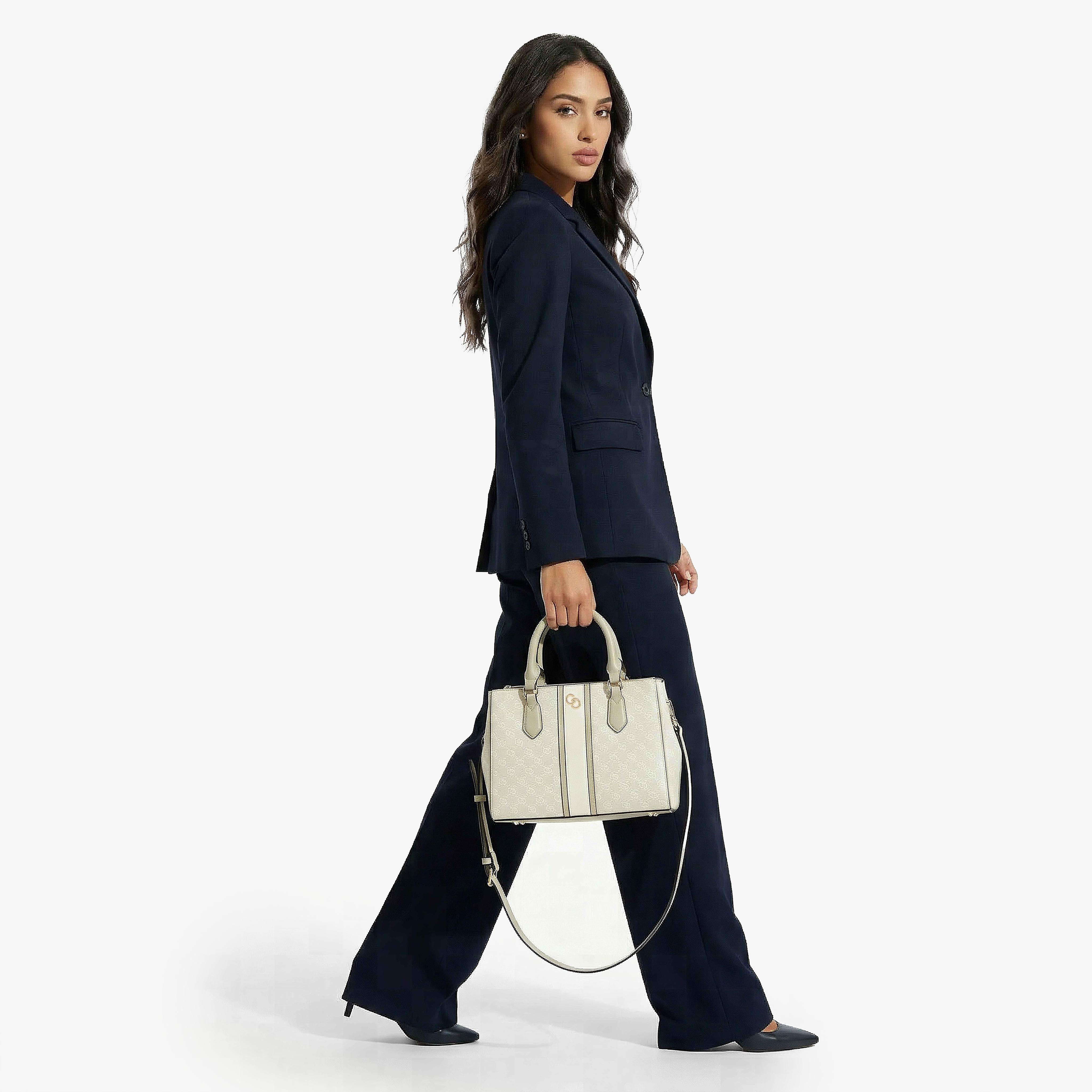 شنطة توتي بطبعات مونوجرام مع حزام قابل للتعديل من سيليست-women-bagsandwallets-handbags-image-2