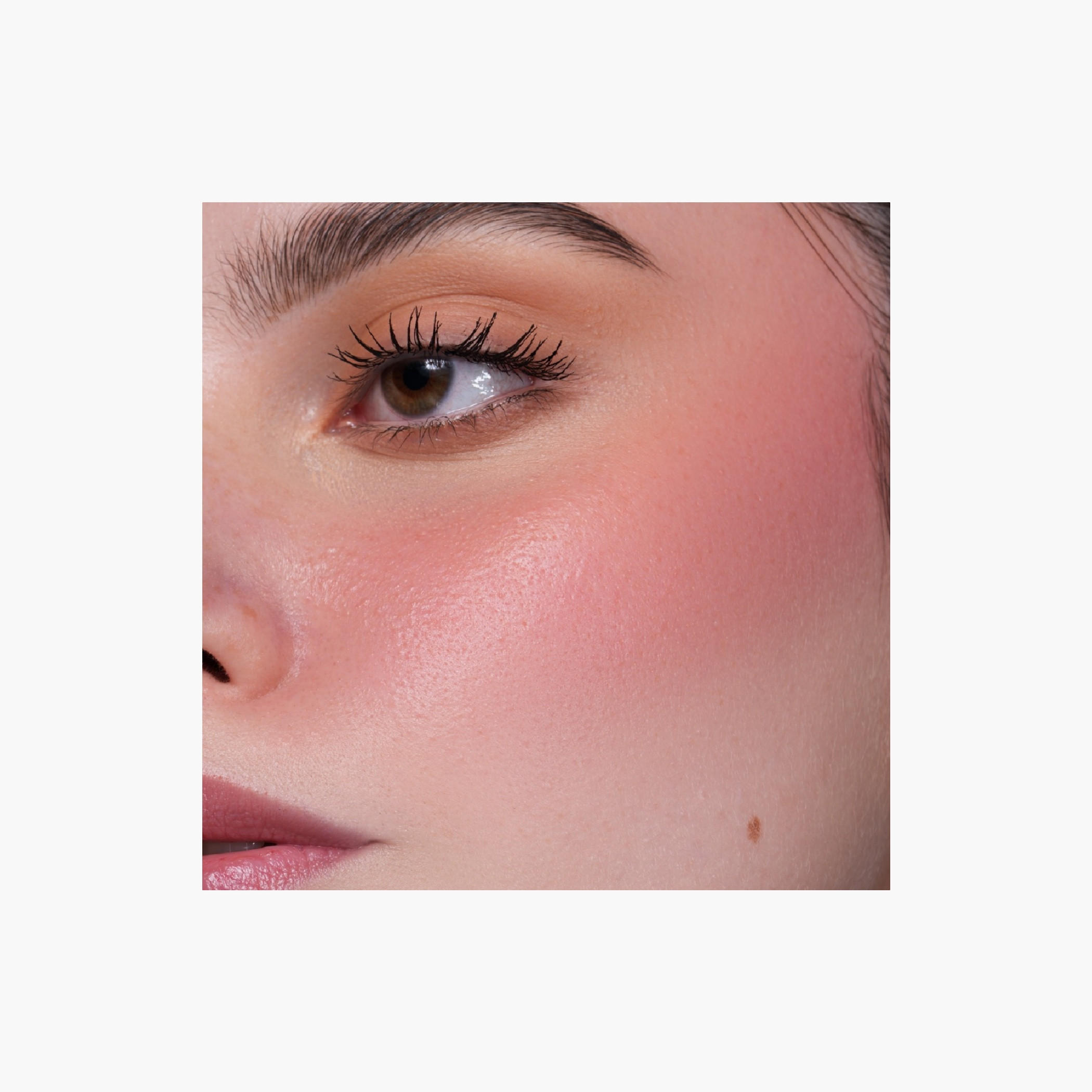 Loca Creamy Blusher Applicator Wand-beautyandpersonalcare-makeup-face-blushes-image-2