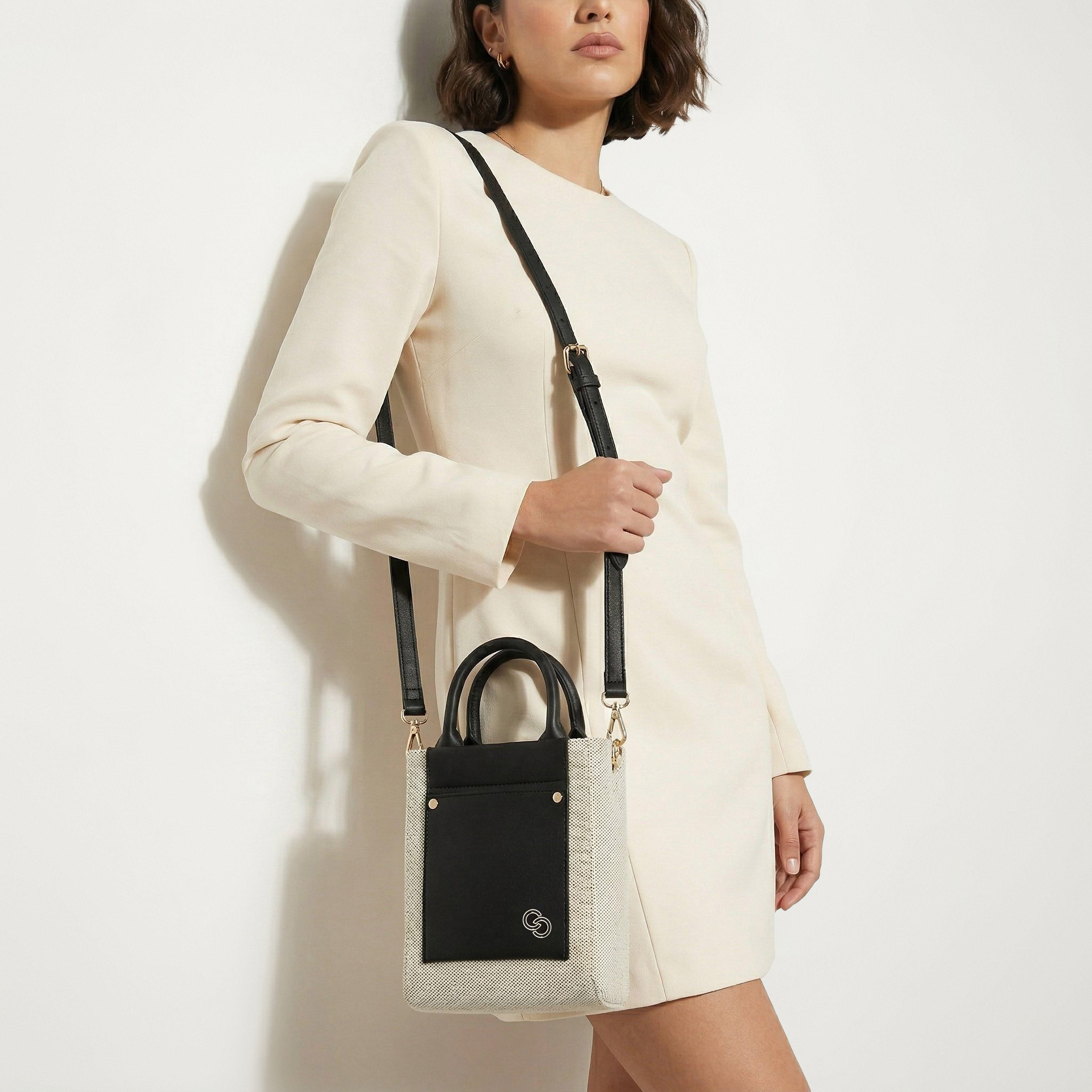 شنطة كروس بودي بارزة الملمس بمقبض مزدوج من سيليست-women-bagsandwallets-handbags-image-10