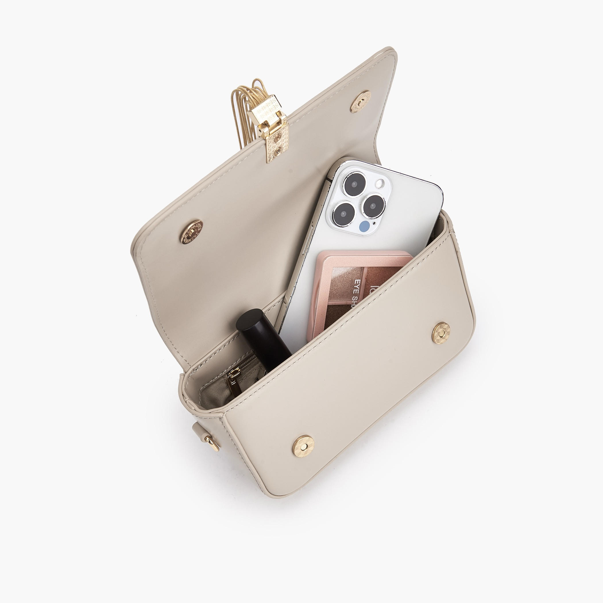 شنطة كروس بودي بحزام قابل للتعديل وشراشيب من سيليست-women-bagsandwallets-handbags-image-8
