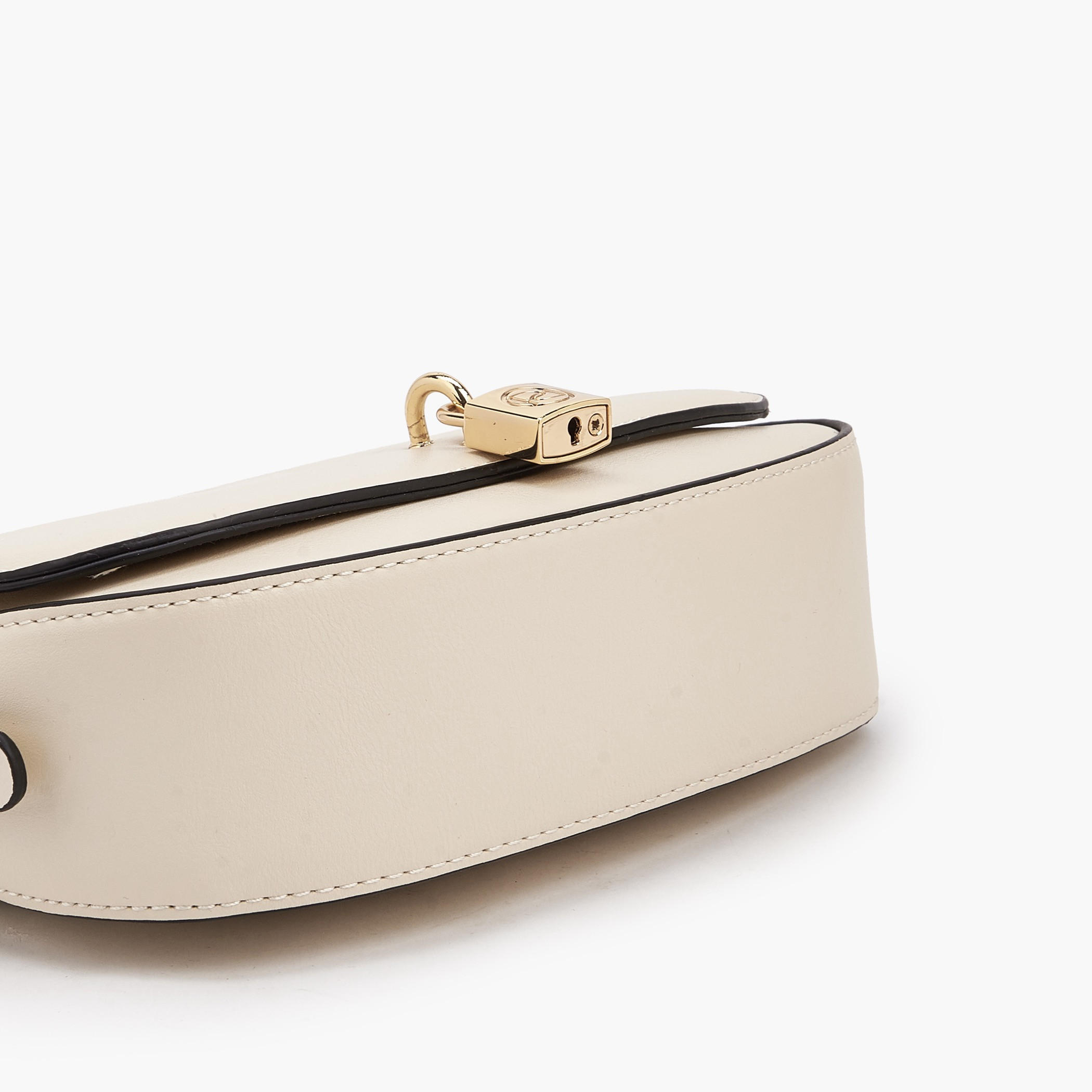 Paprika Solid Crossbody Bag with Chain Strap-women-bagsandwallets-handbags-image-7