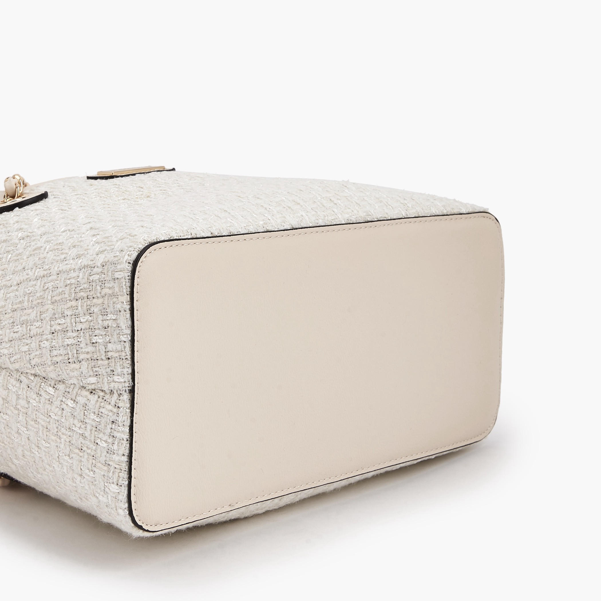 شنطة توت بارزة الملمس بنقشة جاكار مع إغلاق برباط شد من بابريكا-women-bagsandwallets-handbags-image-6
