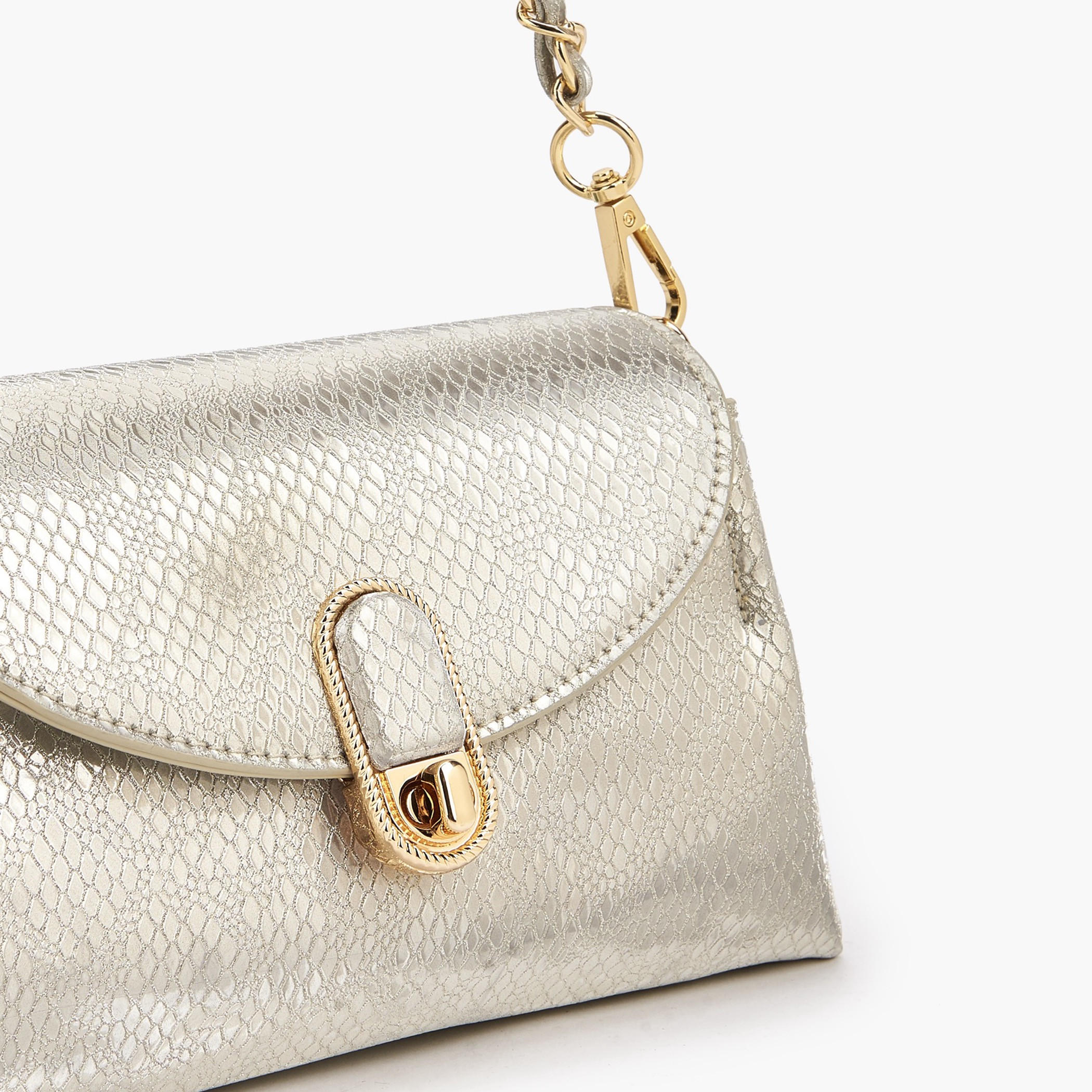 شنطة كروس بودي بارزة الملمس ميتاليك بقفل إغلاق ملتوي من بابريكا-women-bagsandwallets-handbags-image-5