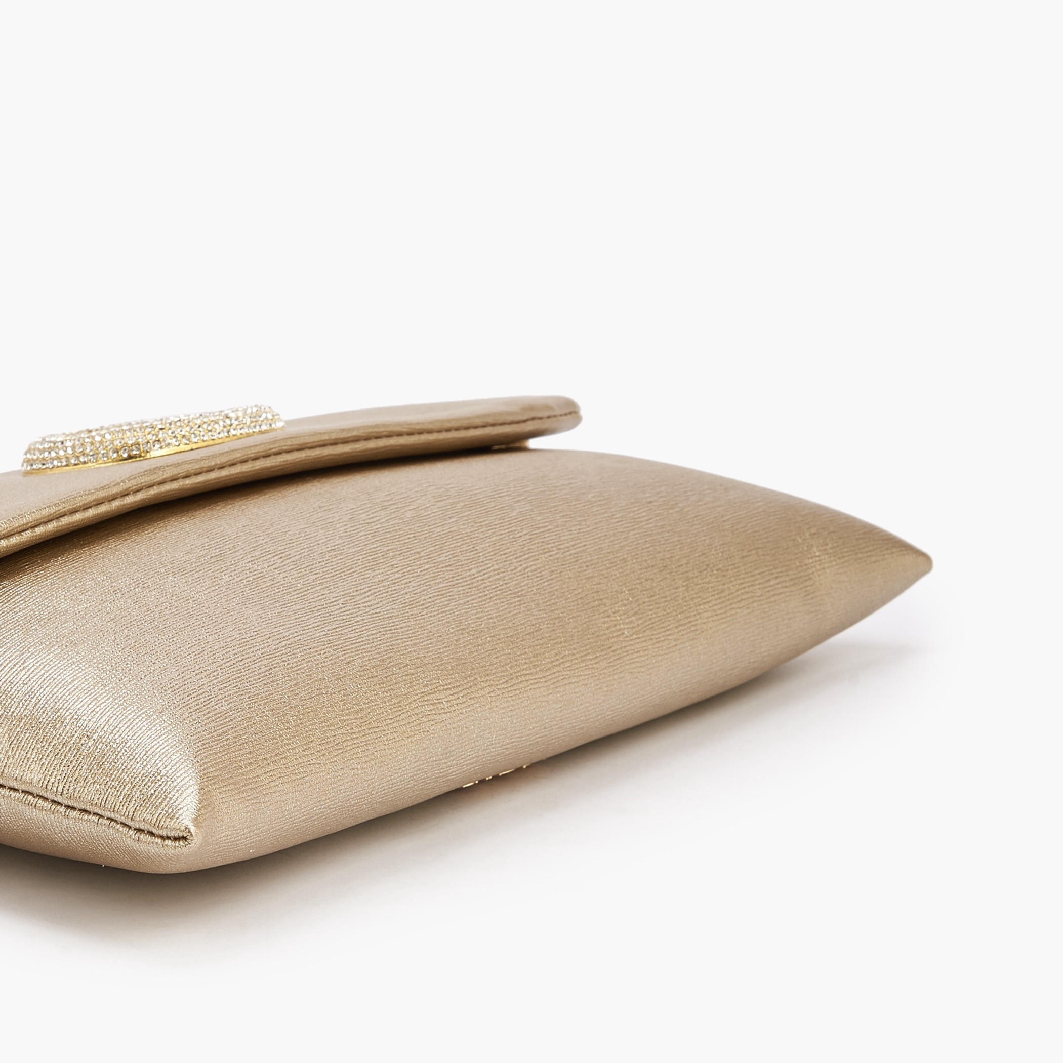 Paprika Textured Clutch with Detachable Wristlet Strap-women-bagsandwallets-handbags-image-7