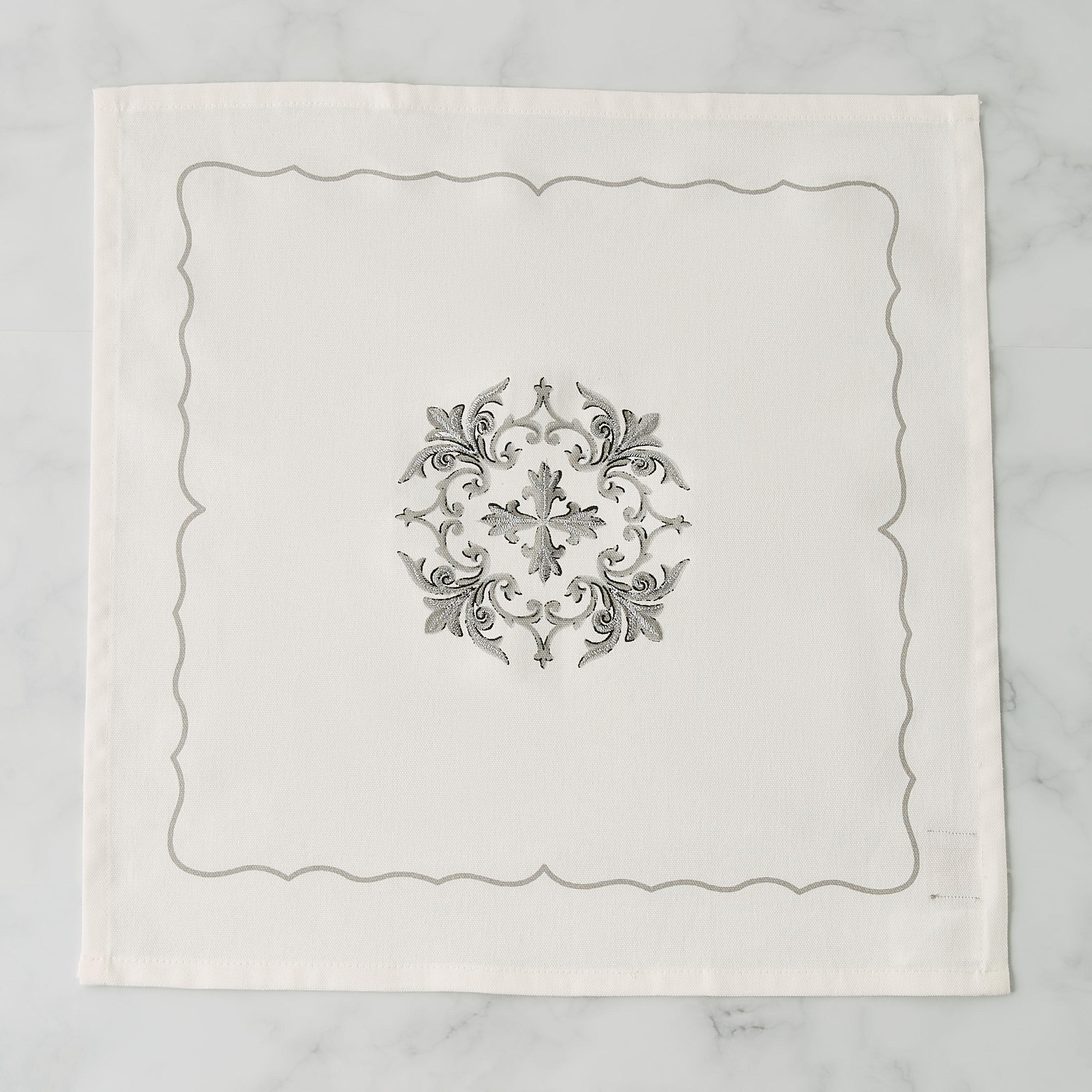 Gia Como 4-Piece Floral Print Napkin Set - 45x45 cms-household-dining-tablelinen-napkinsandaccessories-image-2