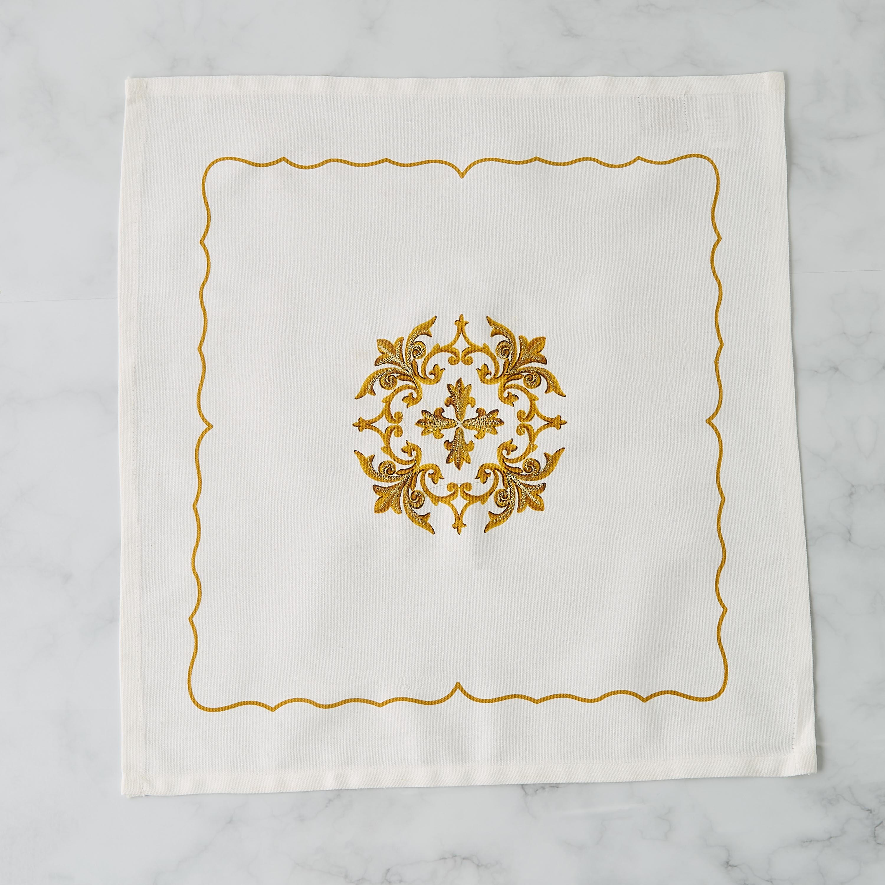 Gia Como 4-Piece Floral Print Napkin Set - 45x45 cms-household-dining-tablelinen-napkinsandaccessories-image-2